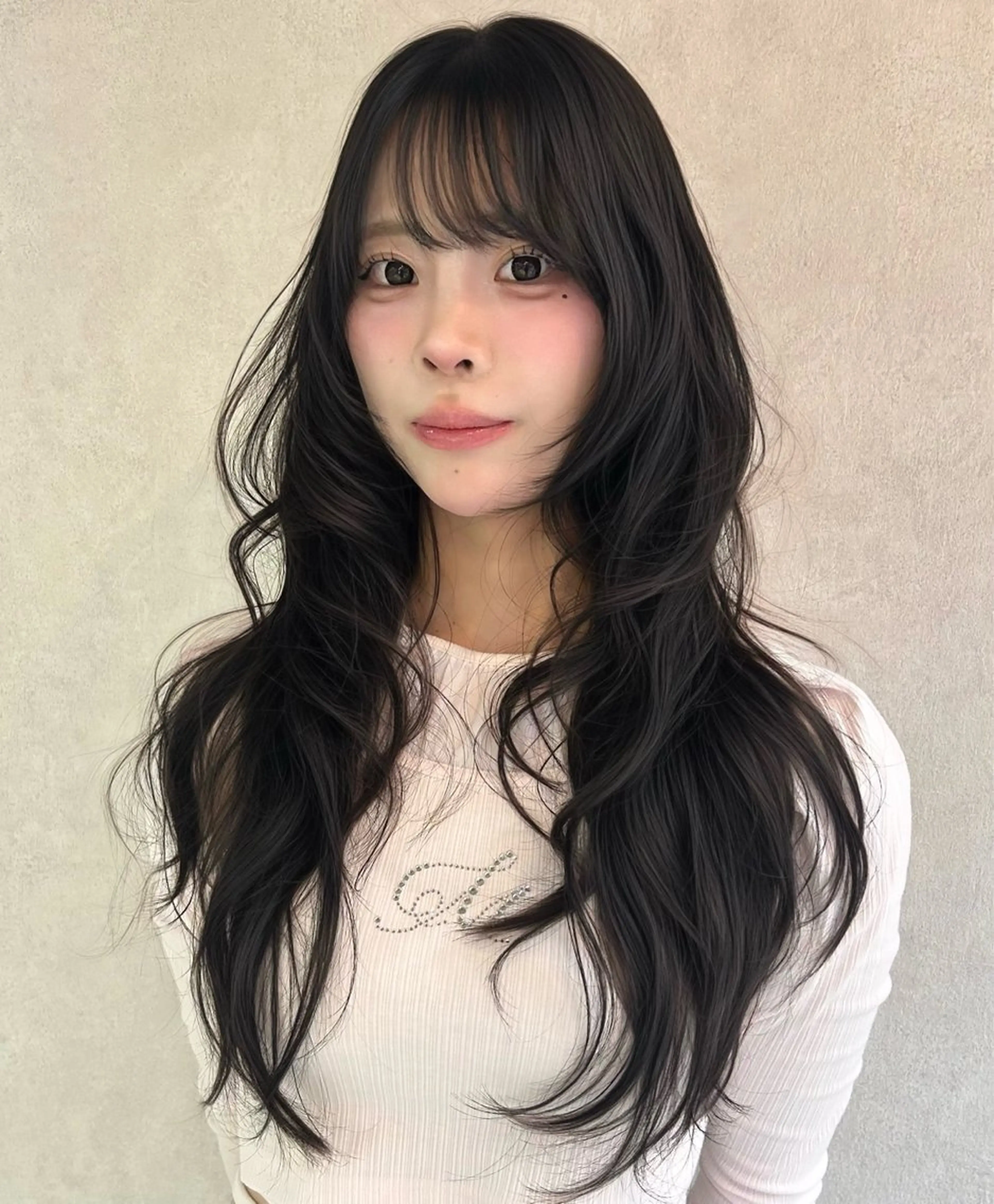 ロング カラー ヘアアレンジ 黒髪 ブルーカラー ブルーブラック くびれヘア 顔まわりレイヤー トリートメント レイヤーカット×髪質 改善🇰🇷シオリのヘアスタイル