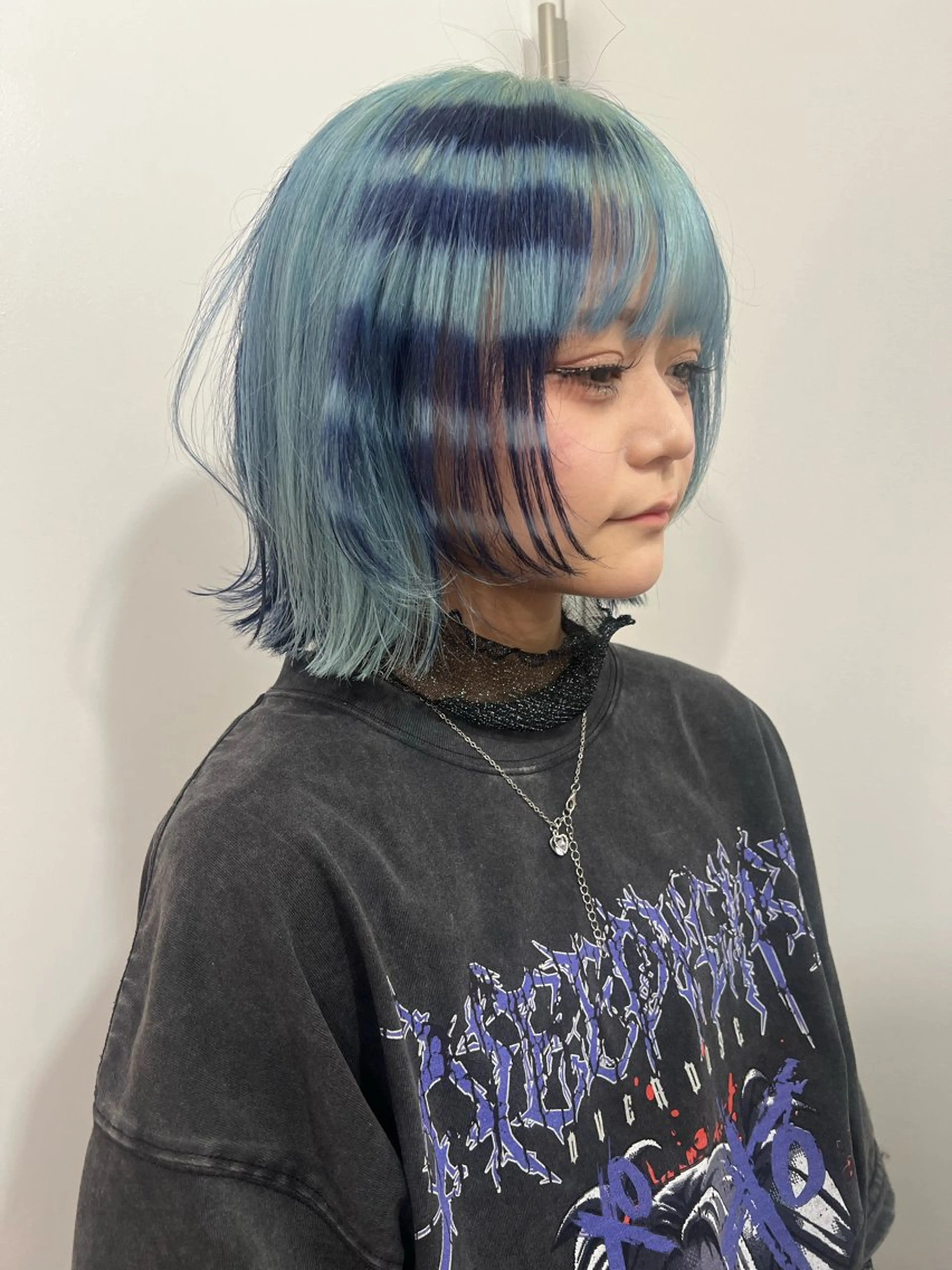 ミディアム ヘアカラー トリートメント 💥ウルフカット デザインあんな💥のヘアスタイル