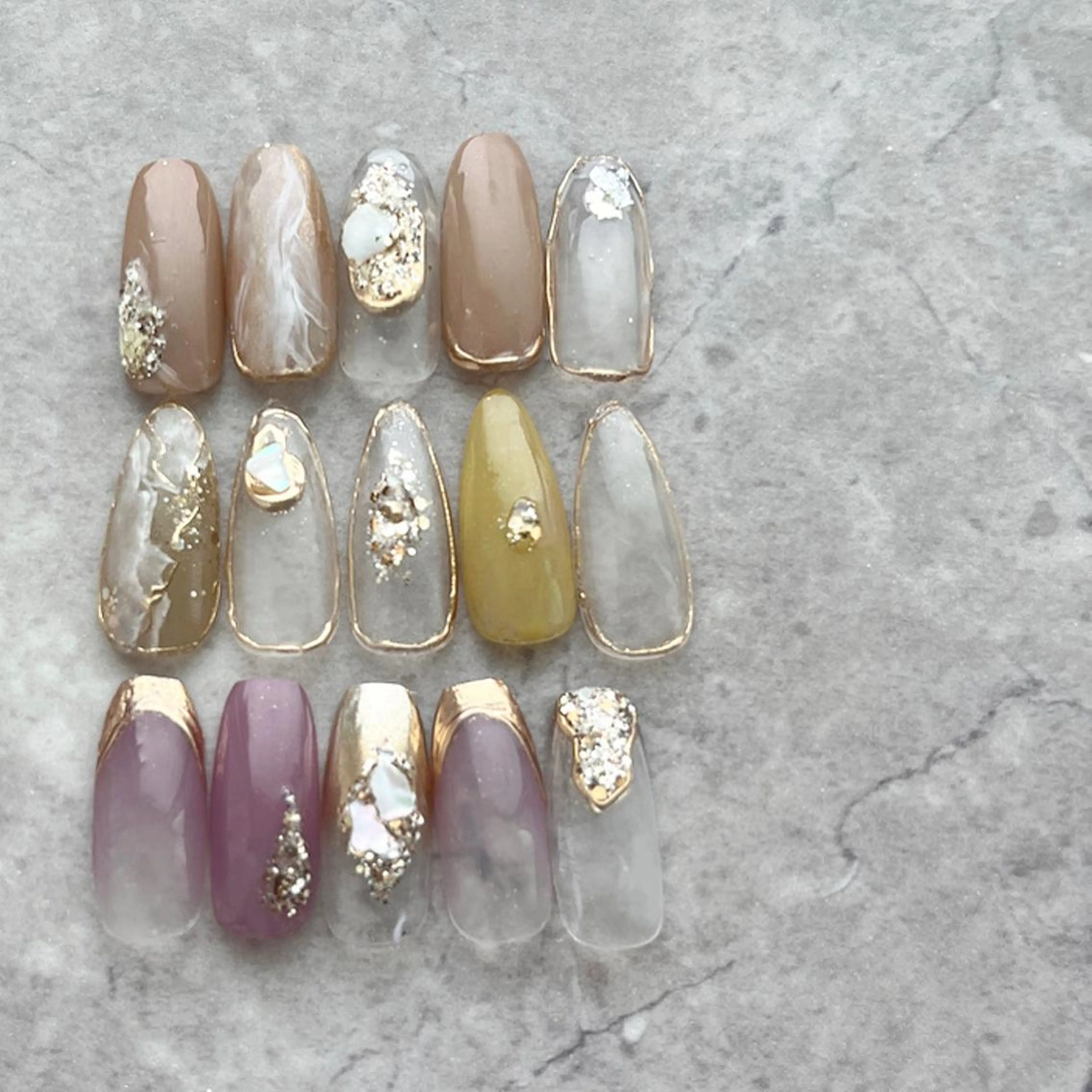 ネイル Emo nailのネイルデザイン