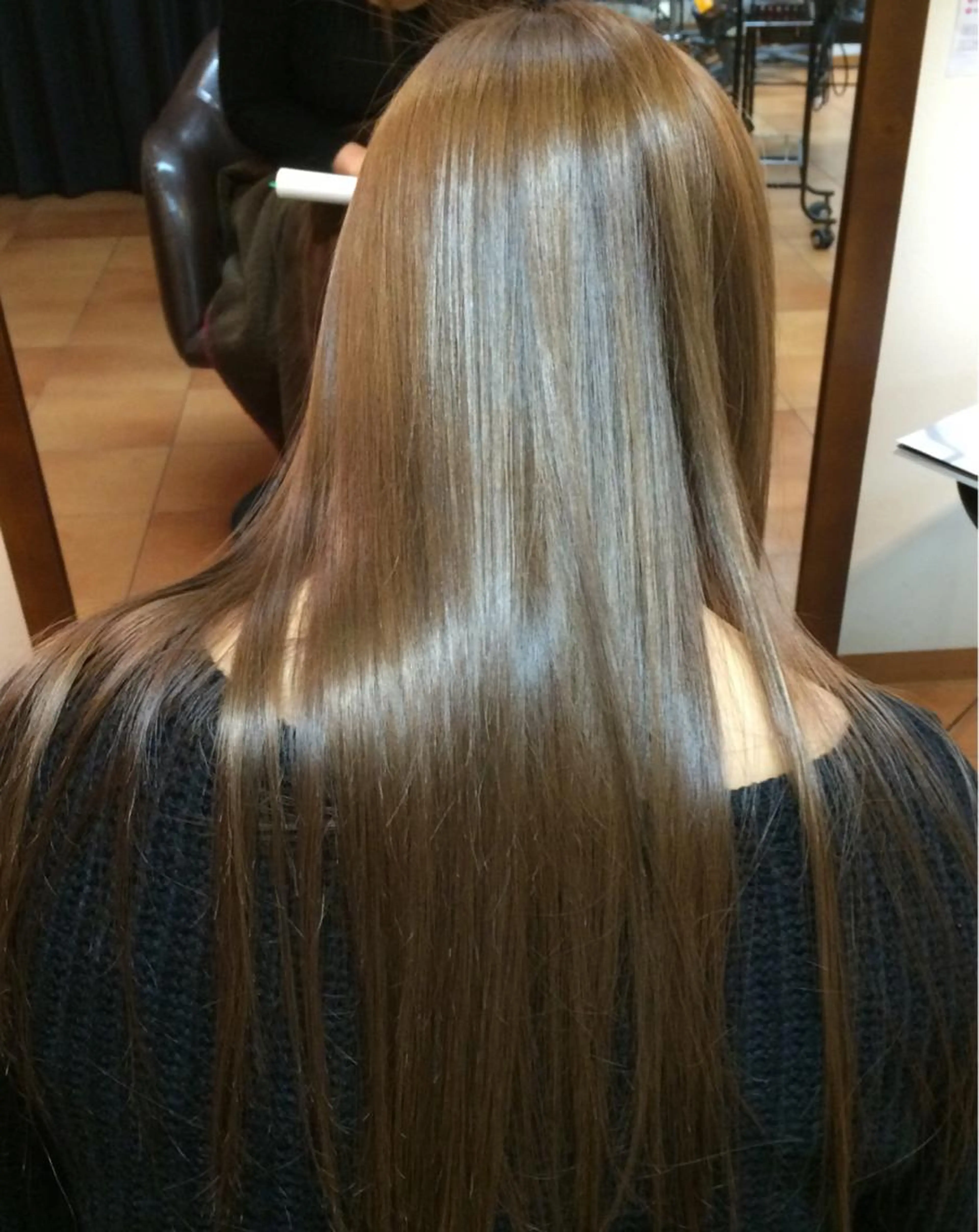 【髪質改善形成メニュー】お試し・酸性クリニック縮毛矯正+ カット +SMPトリートメントの写真