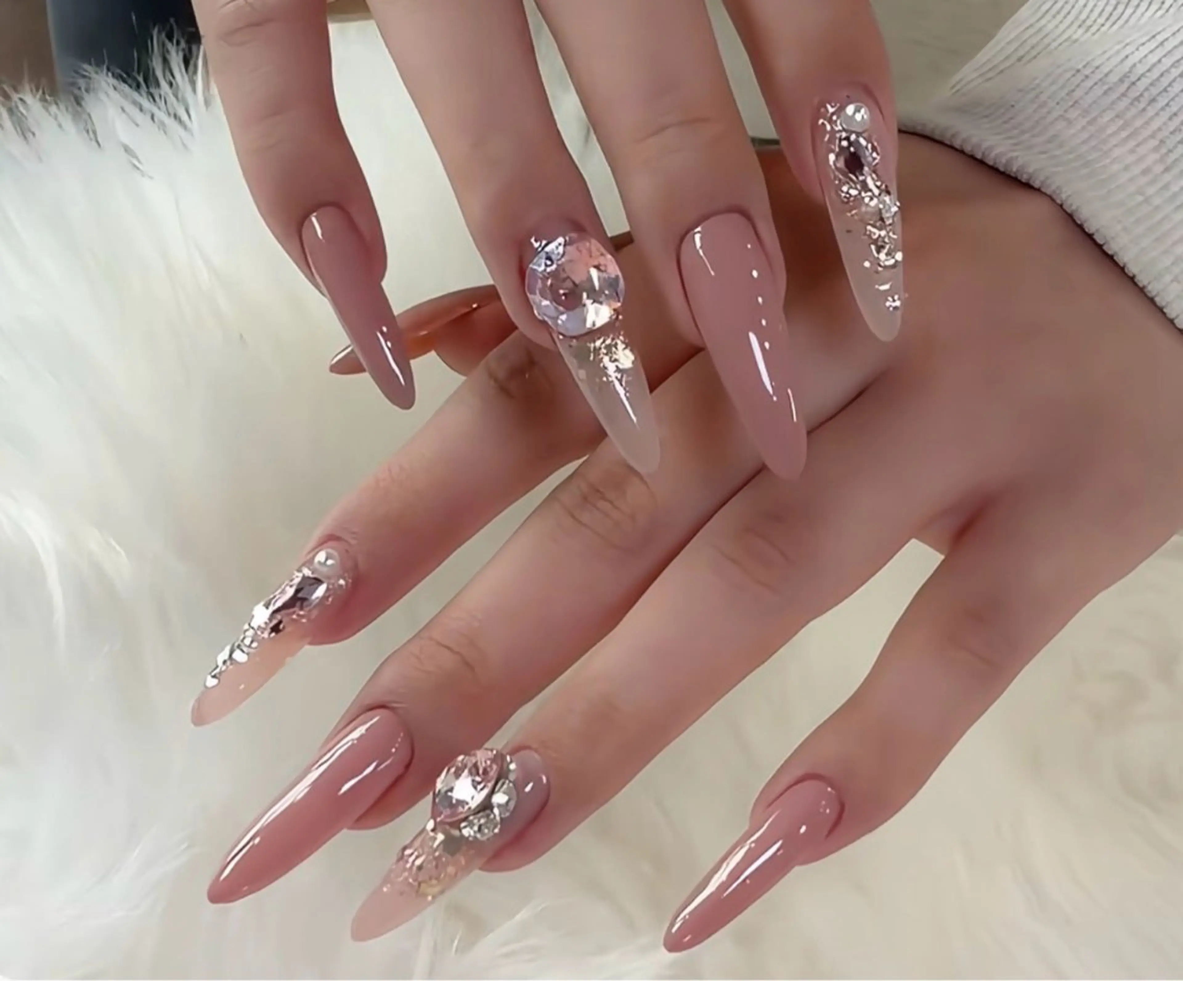 ネイル アートネイル ボルドー フレンチネイル ジェルネイル 氷ネイル・うるうるネイル ハンドネイル H.baby Nail Salonのネイルデザイン