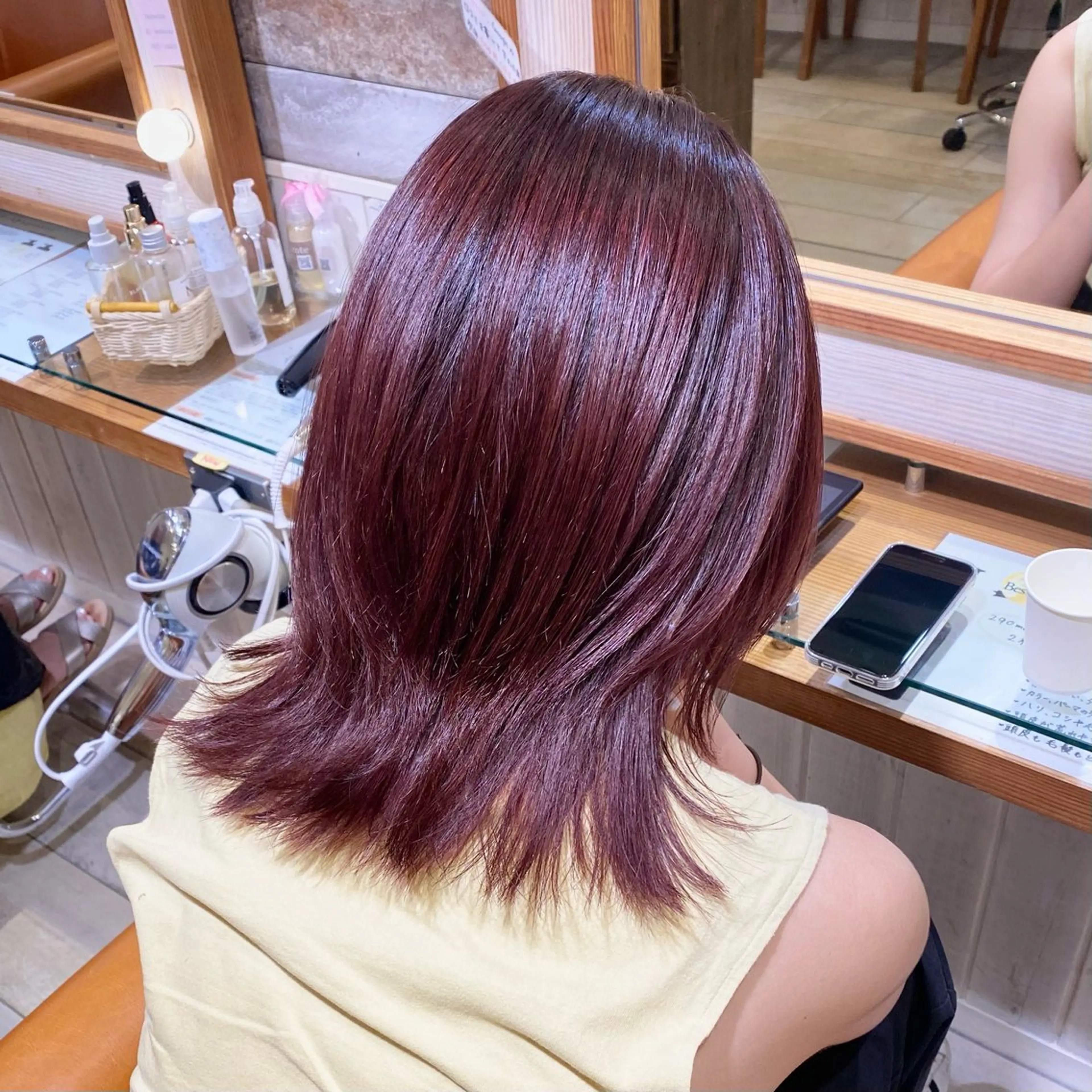 ショート カラー レッドカラー 🌸小島友梨香🌸 ブリーチカラーのヘアスタイル