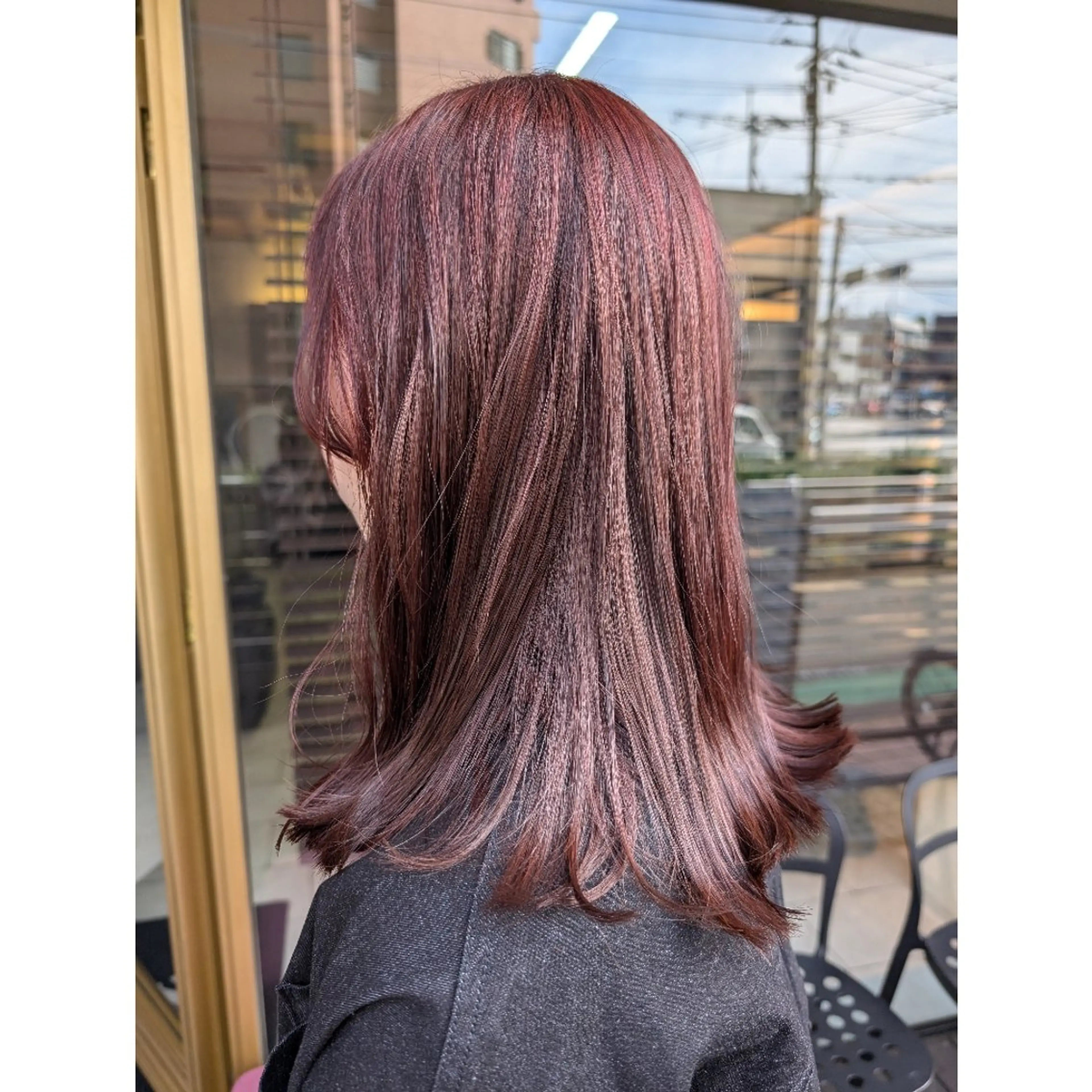 セミロング seul 美容室のヘアスタイル