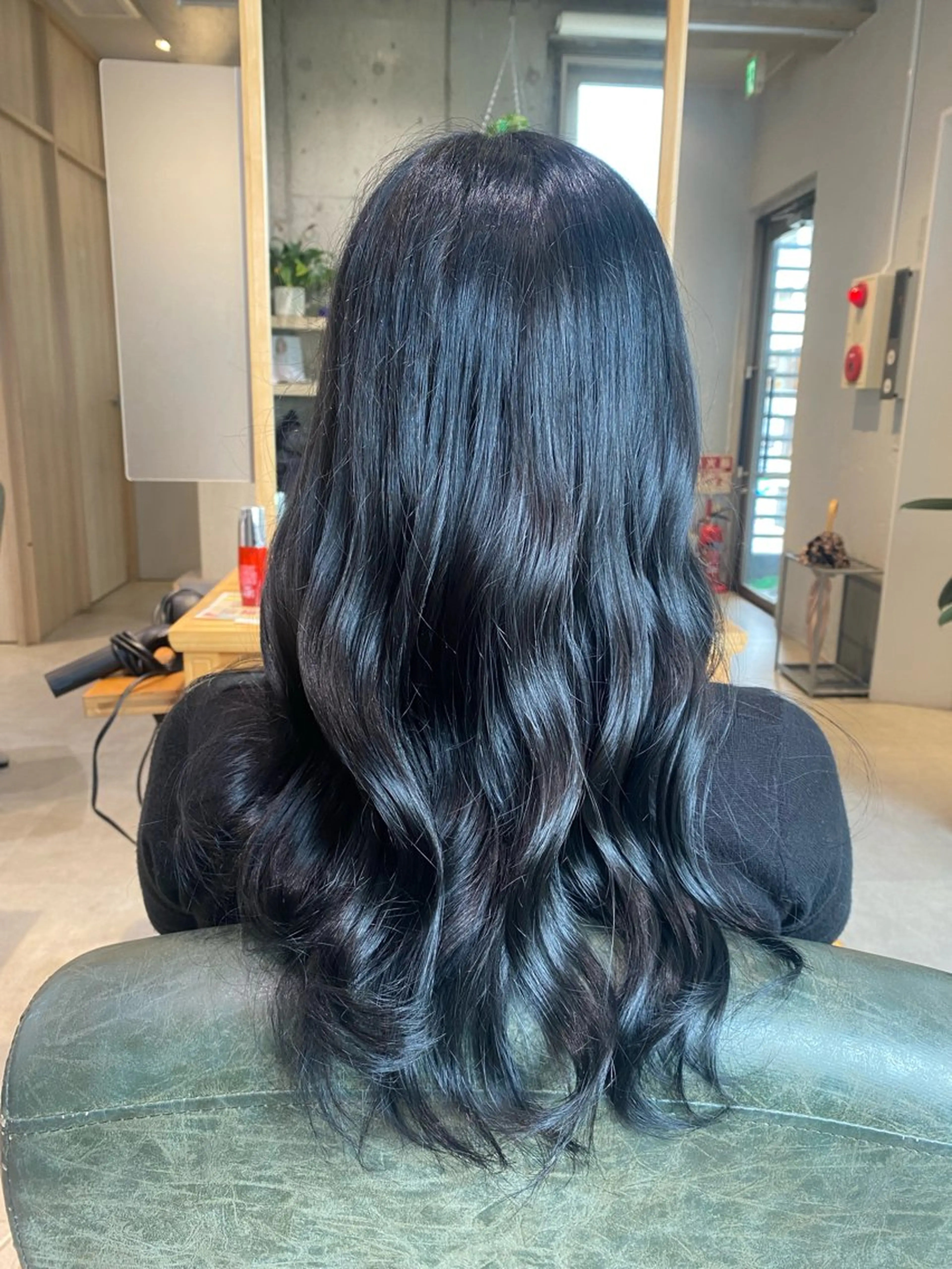 ロング カラー ブルーカラー トリートメント ミユウ👗🎀 /カラーリスト/ボブのヘアスタイル