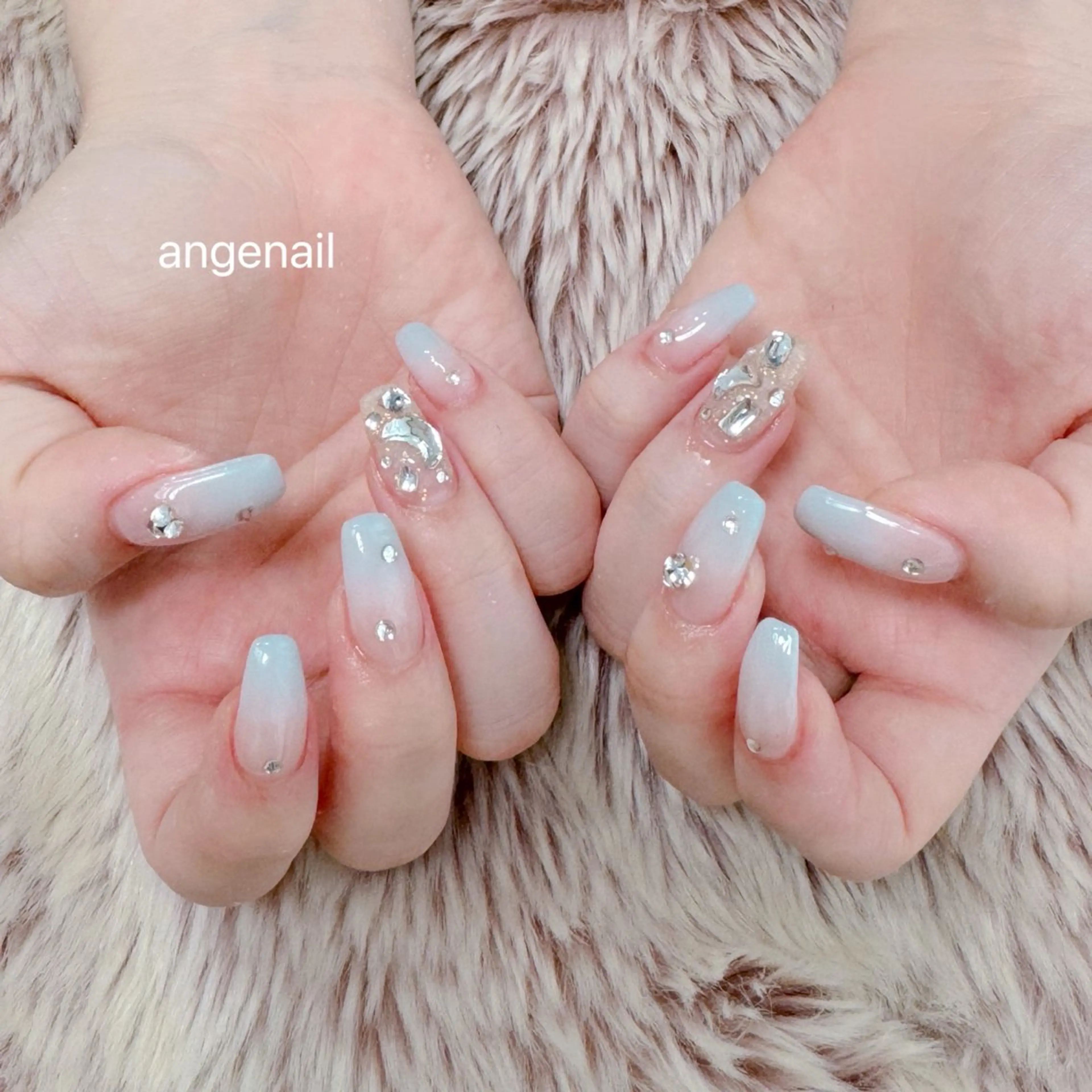 ネイル ハンドネイル オーナーネイリスト MAKIのネイルデザイン