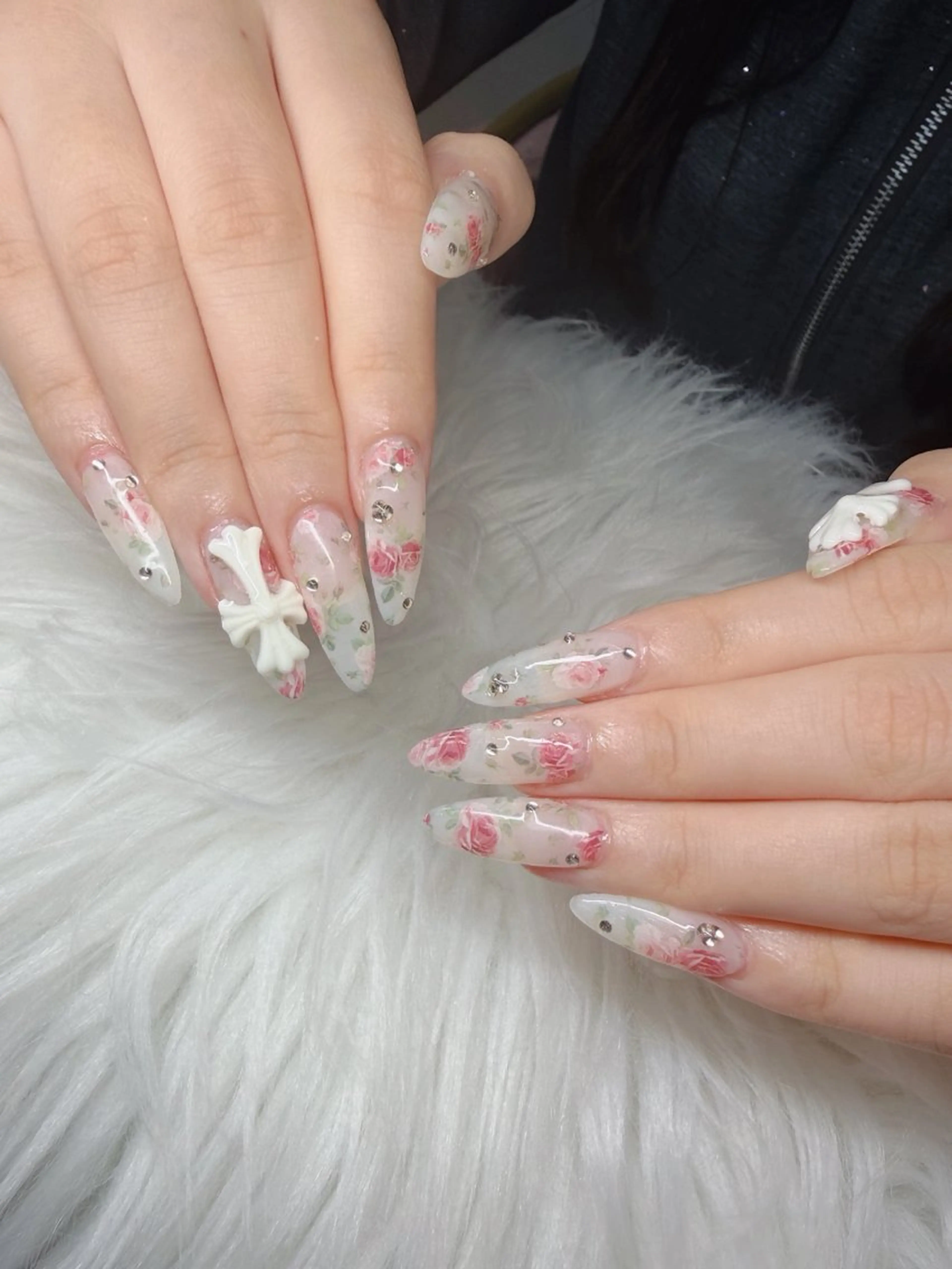 ネイル Lee Nailsのネイルデザイン