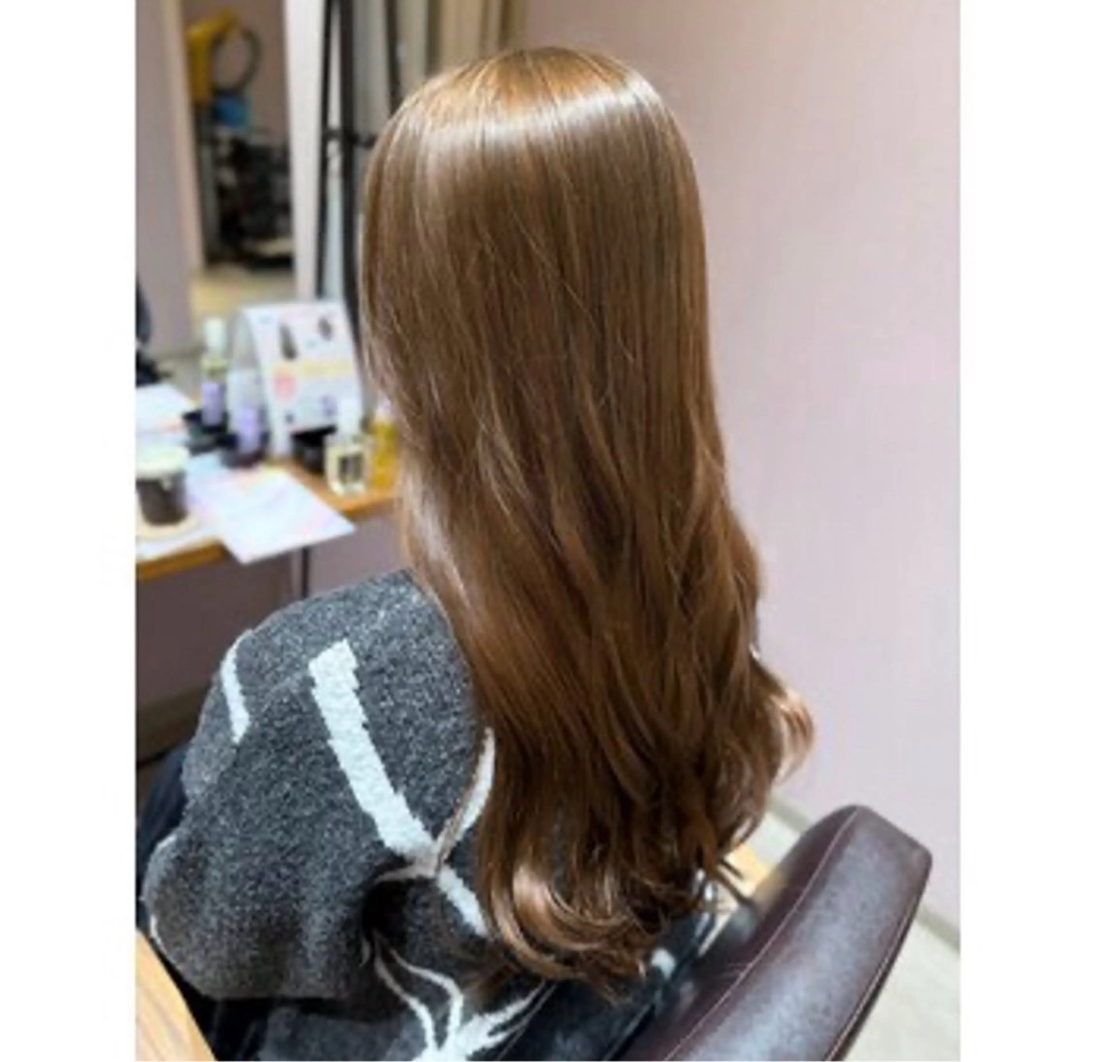 カラー 梶 瑞希のヘアスタイル