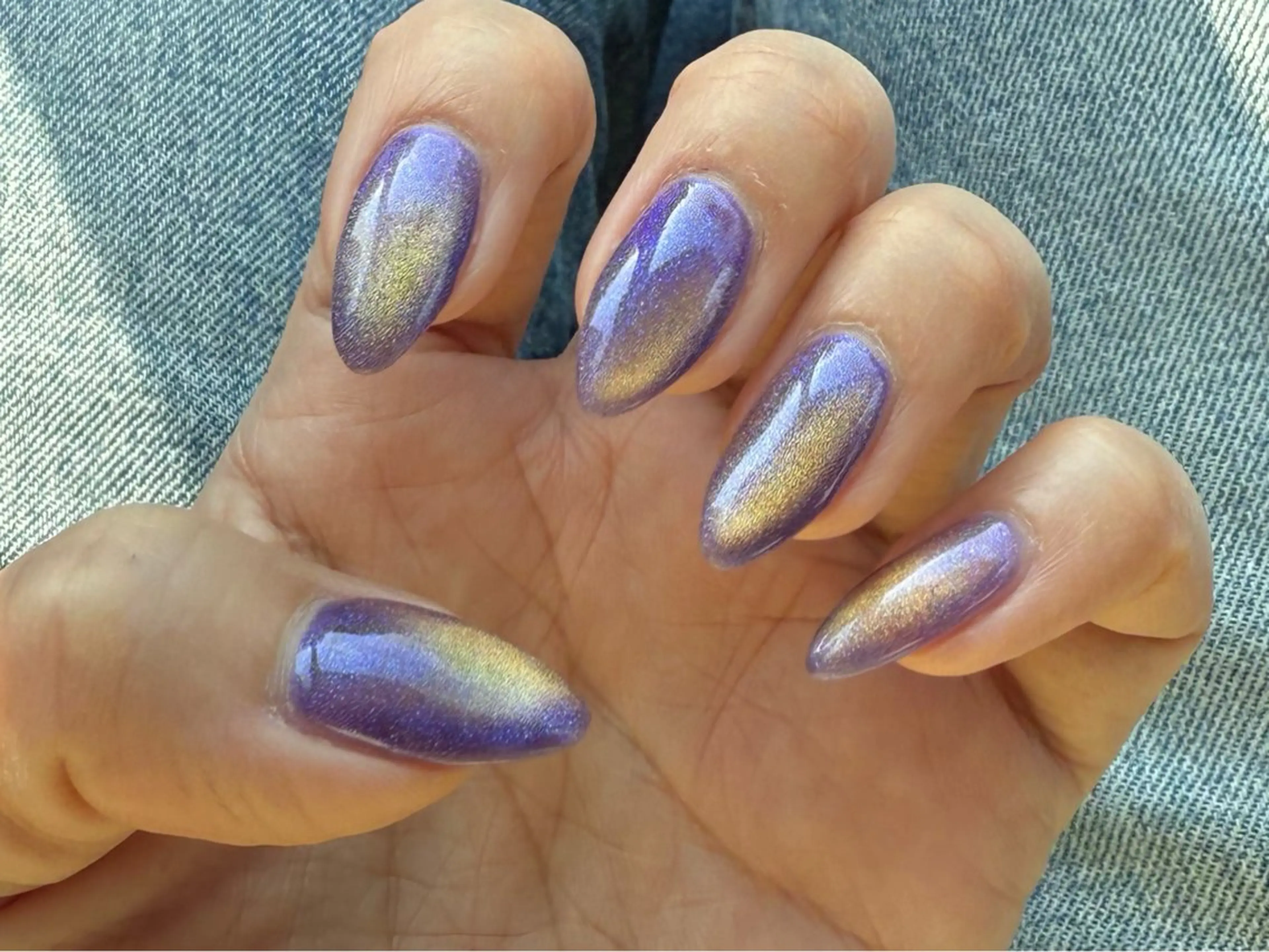 ネイル マグネットネイル wowvi ワウビーの眉毛・アイブロウイメージ