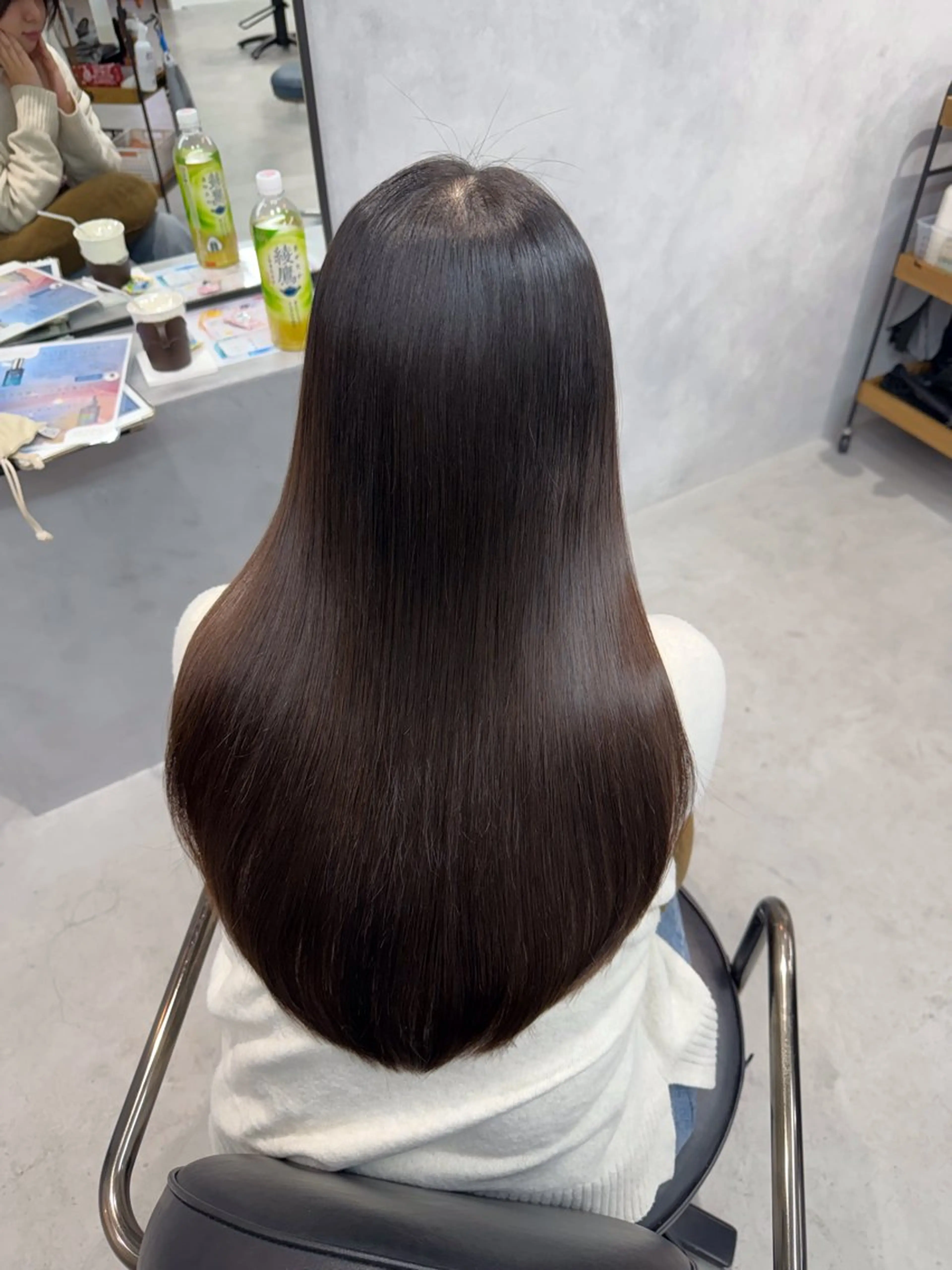 ロング inity Esakaのヘアスタイル