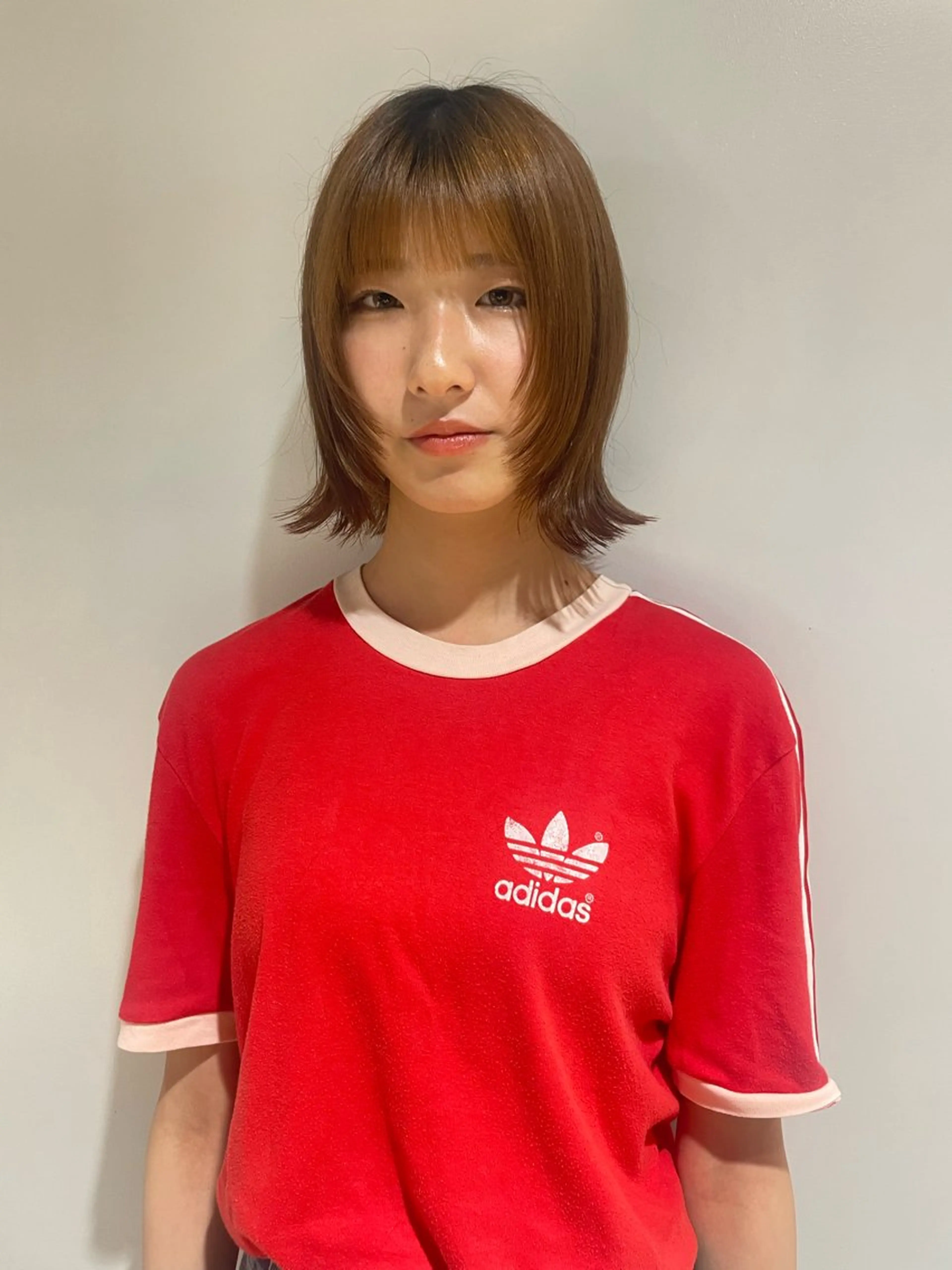 ミディアム カラー 顔まわりレイヤー レイヤーカット レイヤー×初 パーマ|hinakoのヘアスタイル