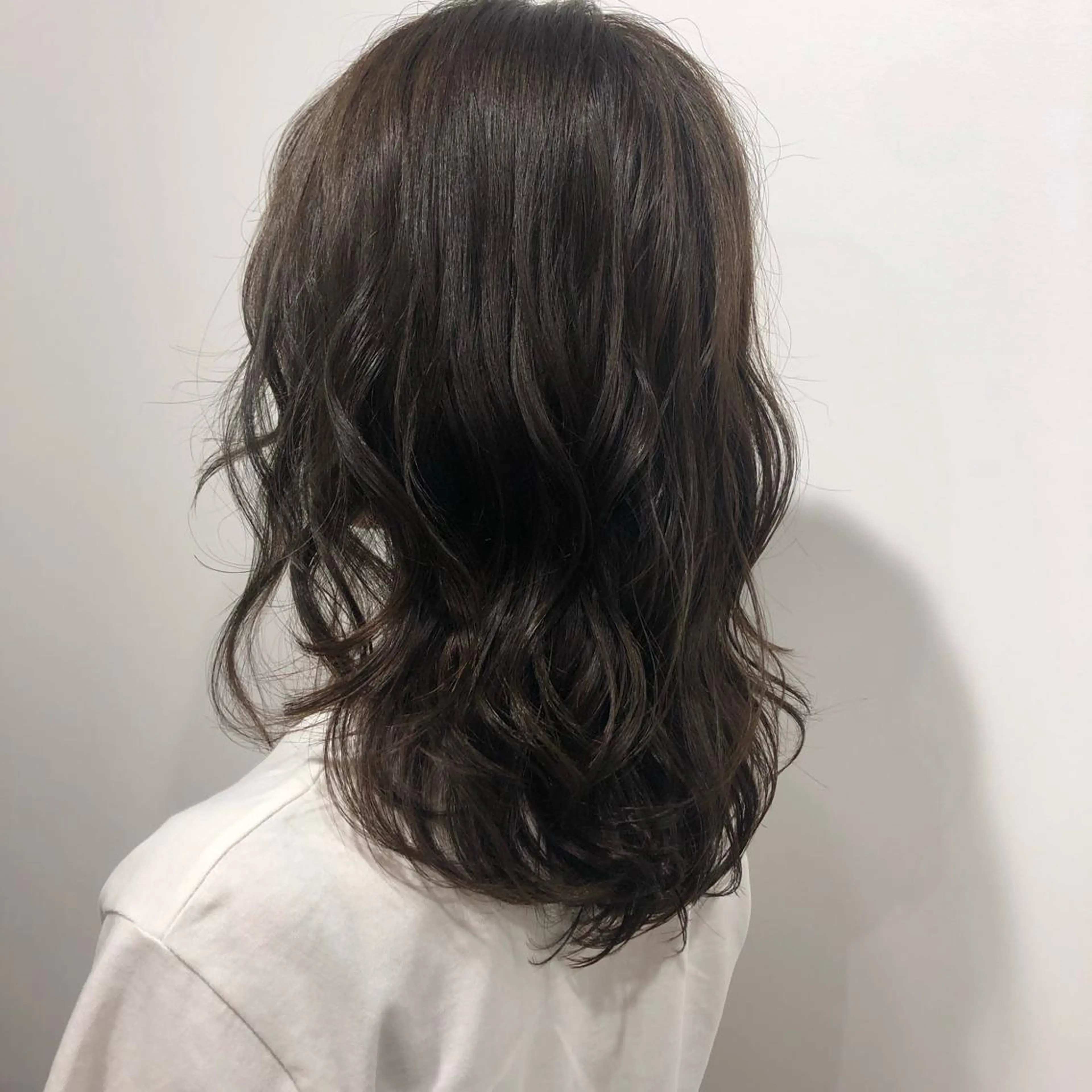 ミディアム カラー アッシュ オリーブアッシュ 🌷レイヤーカット/ フルキシオリ🌷のヘアスタイル