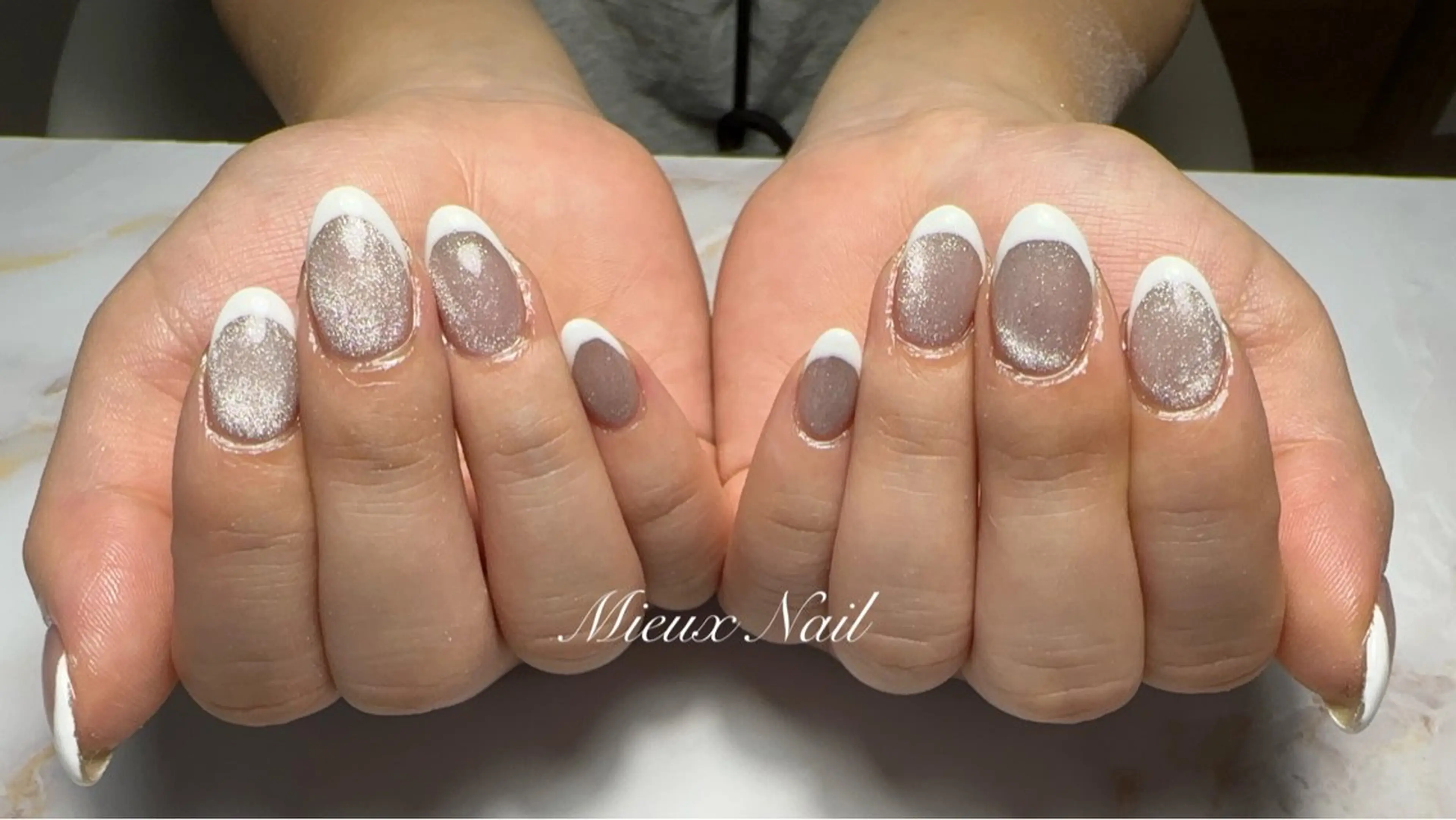 ネイル ブルー ジェルネイル パラジェル ハンドネイル 市川 麻衣子のネイルデザイン