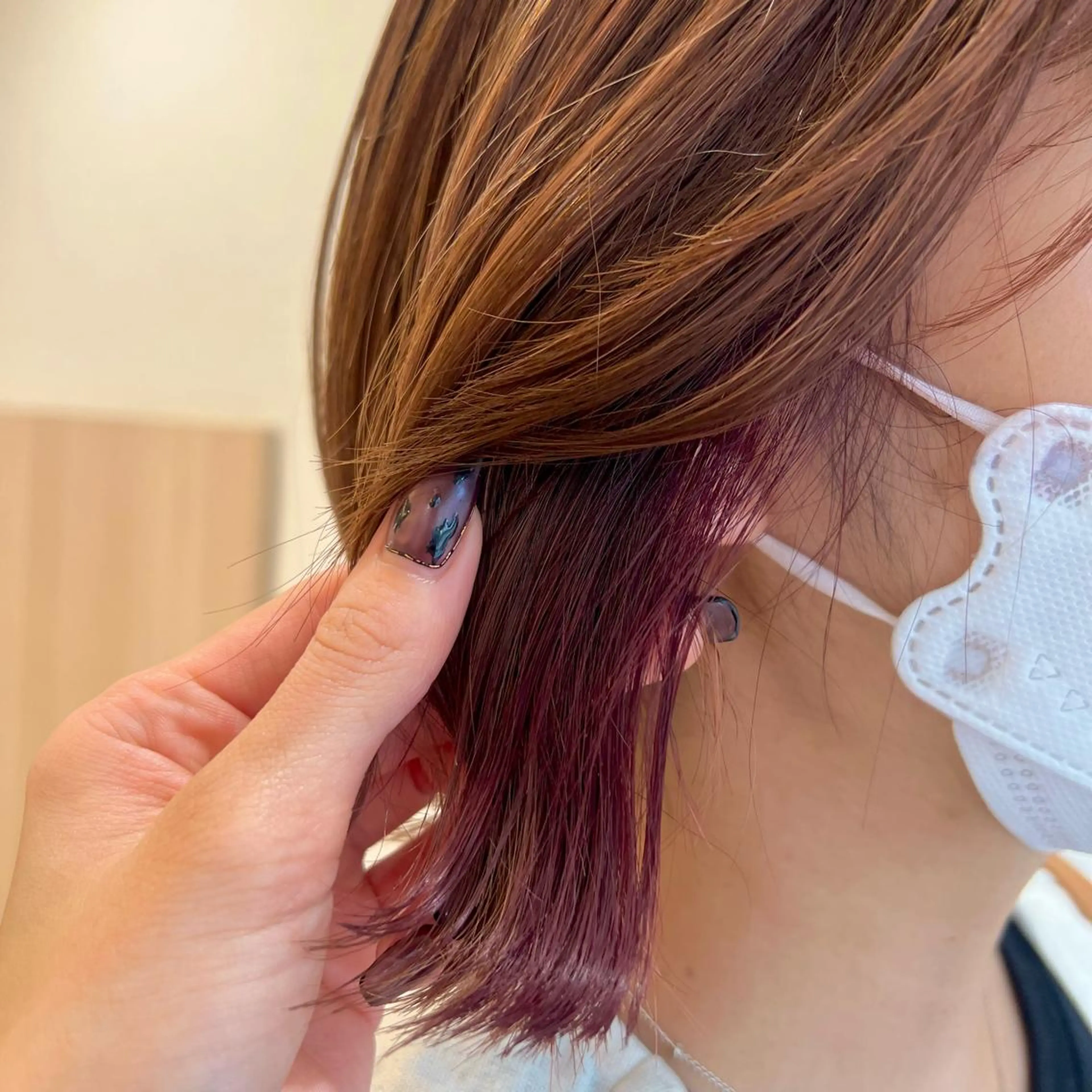 ショート カラー ヘアカラー トリートメント 店長ハイトーンカラー 柞山史奈のヘアスタイル