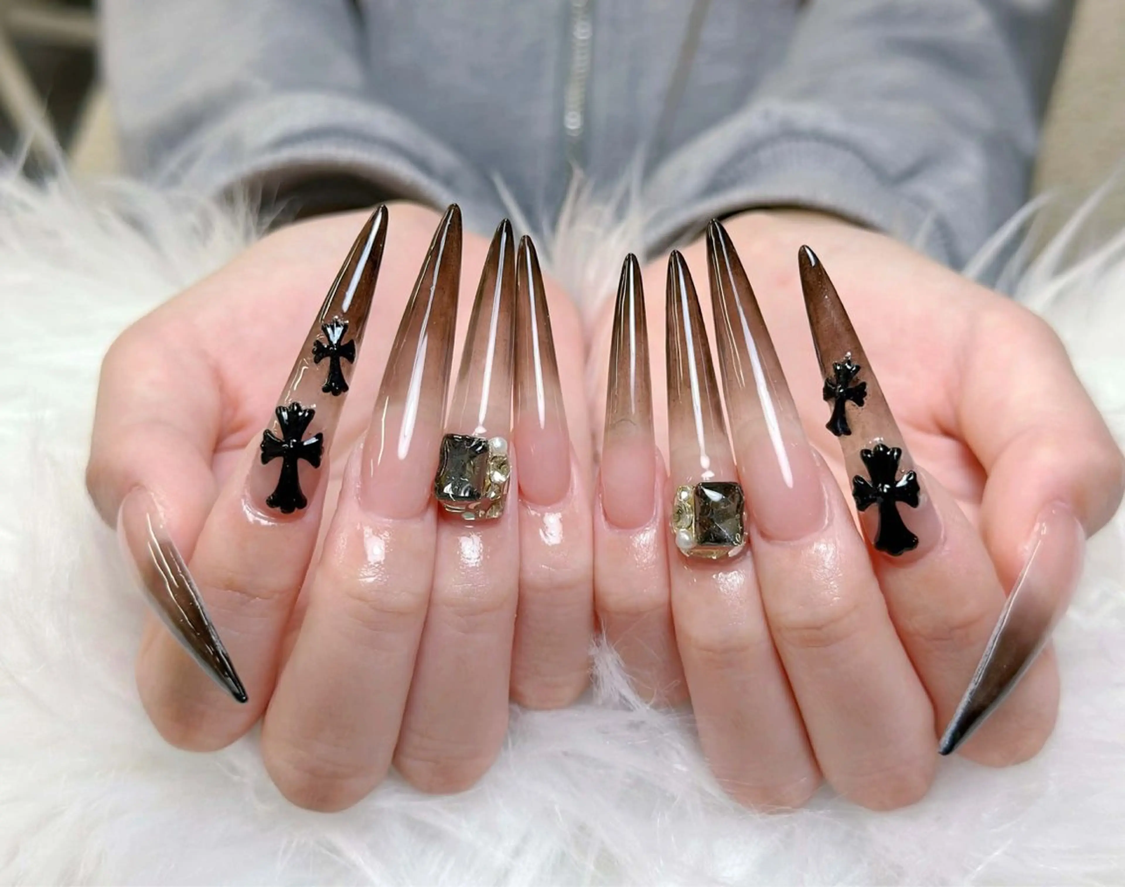 ネイル アートネイル ジェルネイル ニュアンスネイル シンプルネイル ハンドネイル Nie Nail Shinokuboのネイルデザイン