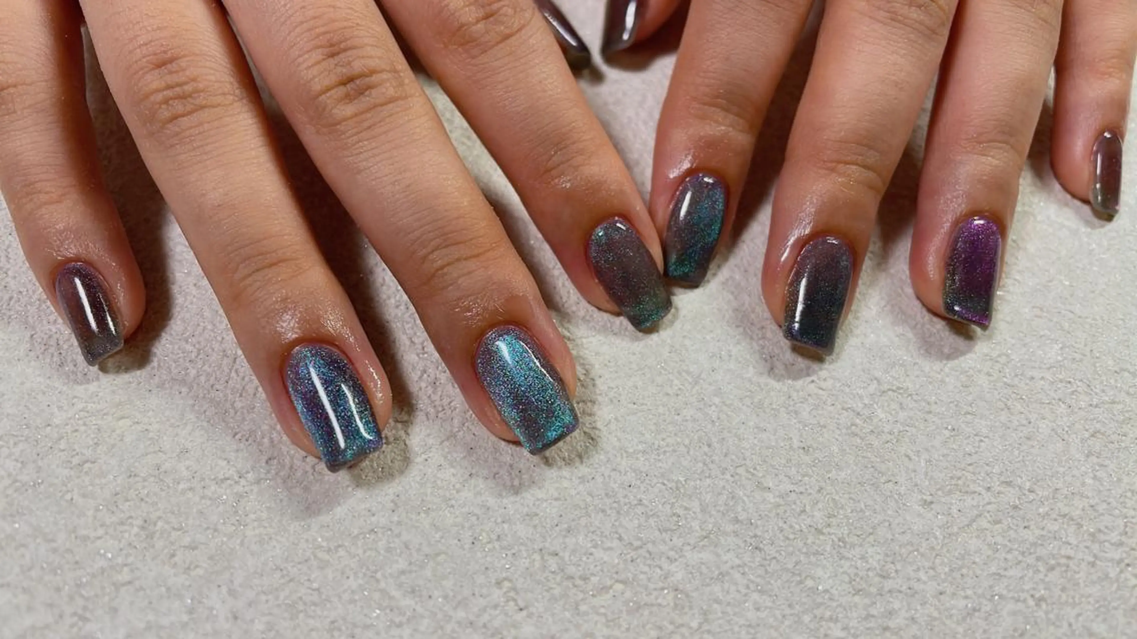 ネイル オーロラネイル フラワーネイル フットネイル フレンチネイル ジェルネイル kikinail 溝の口のネイルデザイン