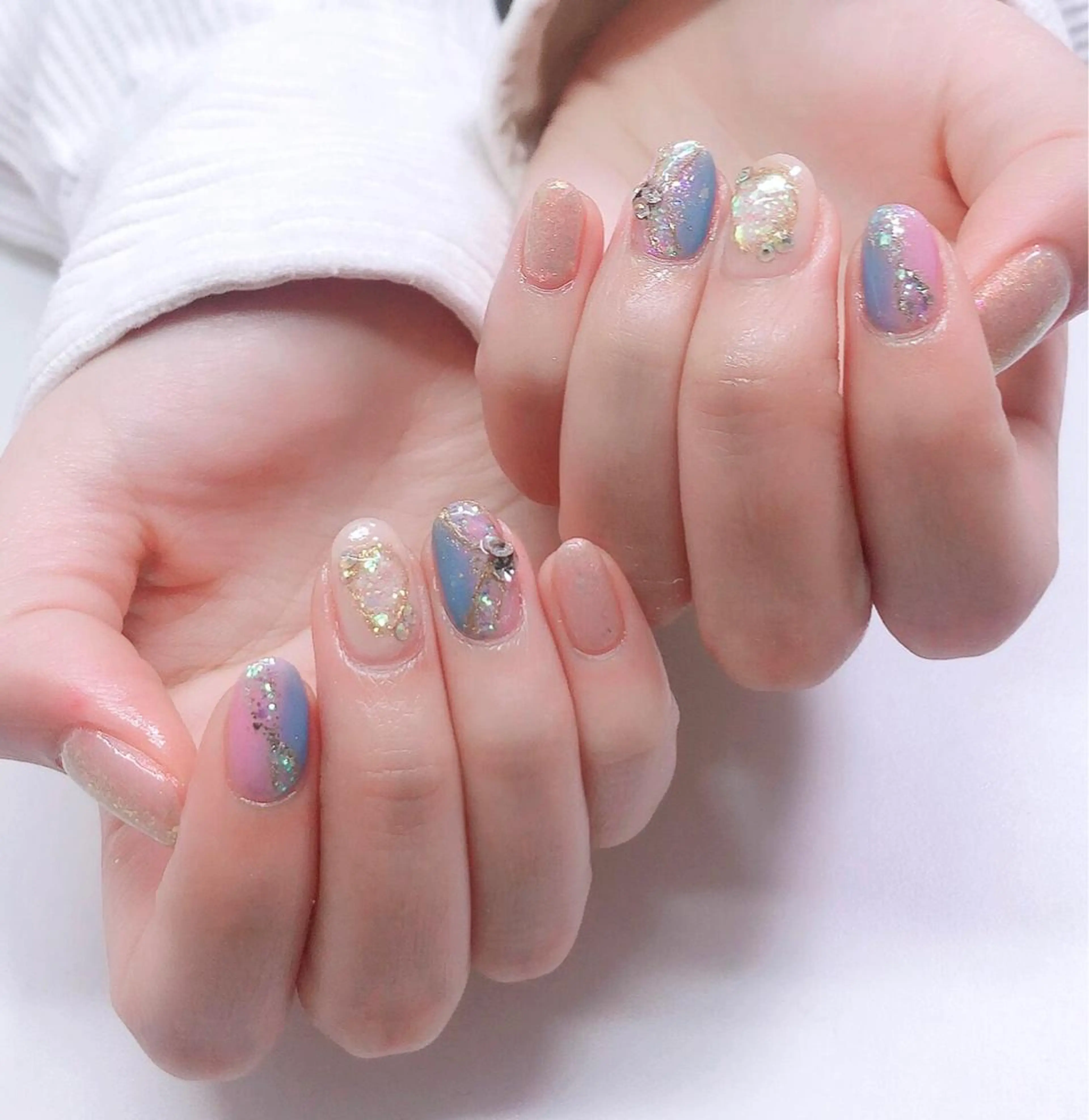 ネイル ハンドネイル 片平 恭子のマツエク・マツパデザイン