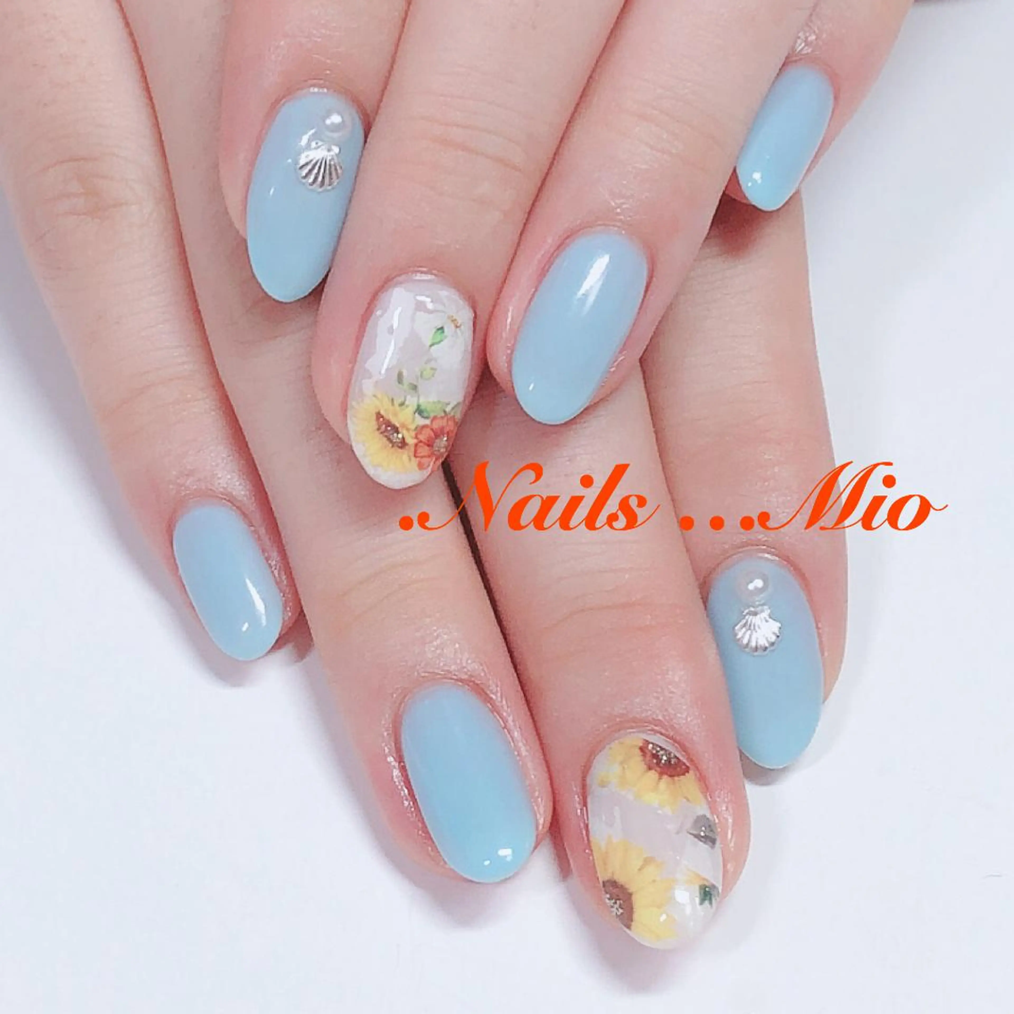 ネイル .Nails Mio 赤羽西ネイルサロンのネイルデザイン