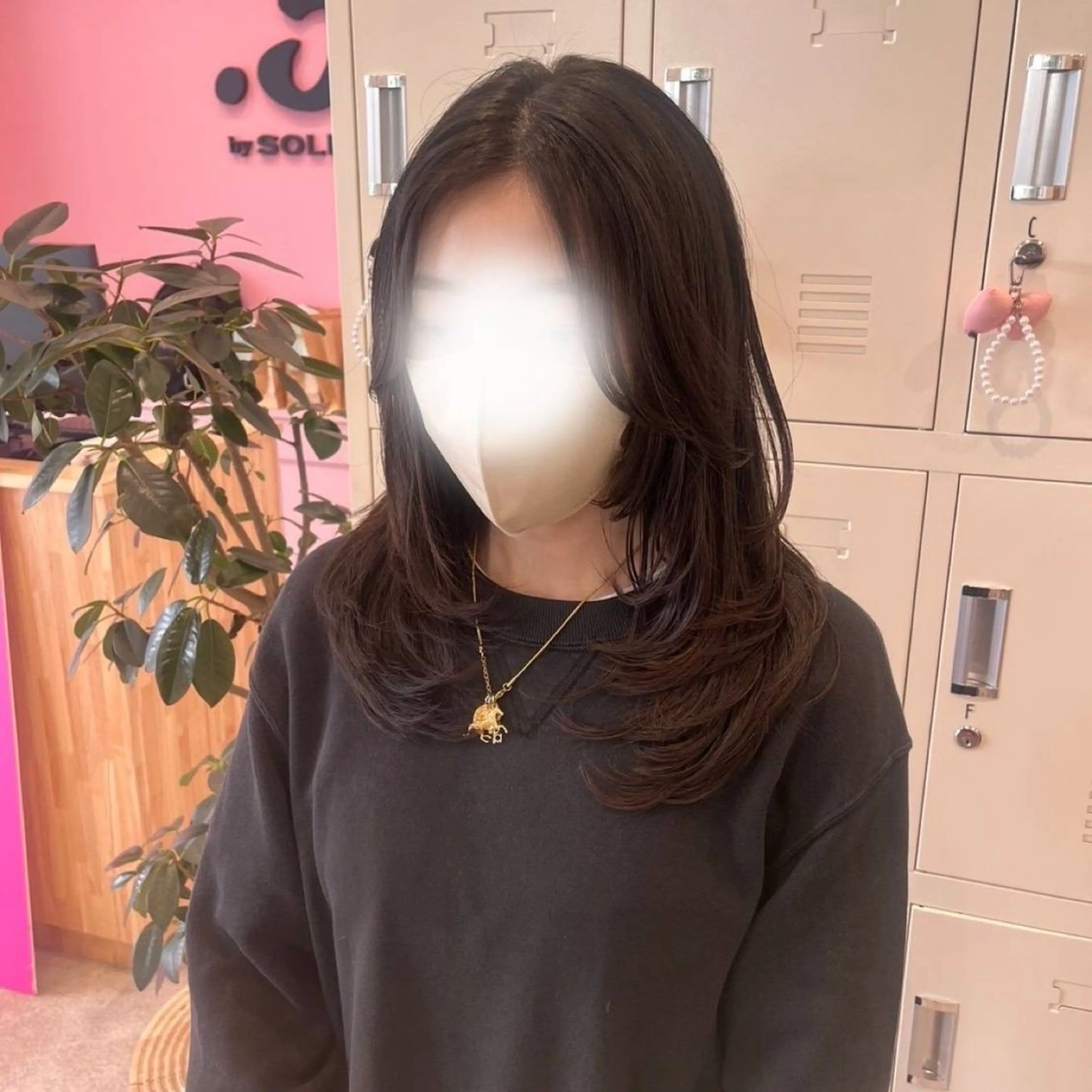 ミディアム 望愛/レイヤー/ハイ トーン/デザインのヘアスタイル