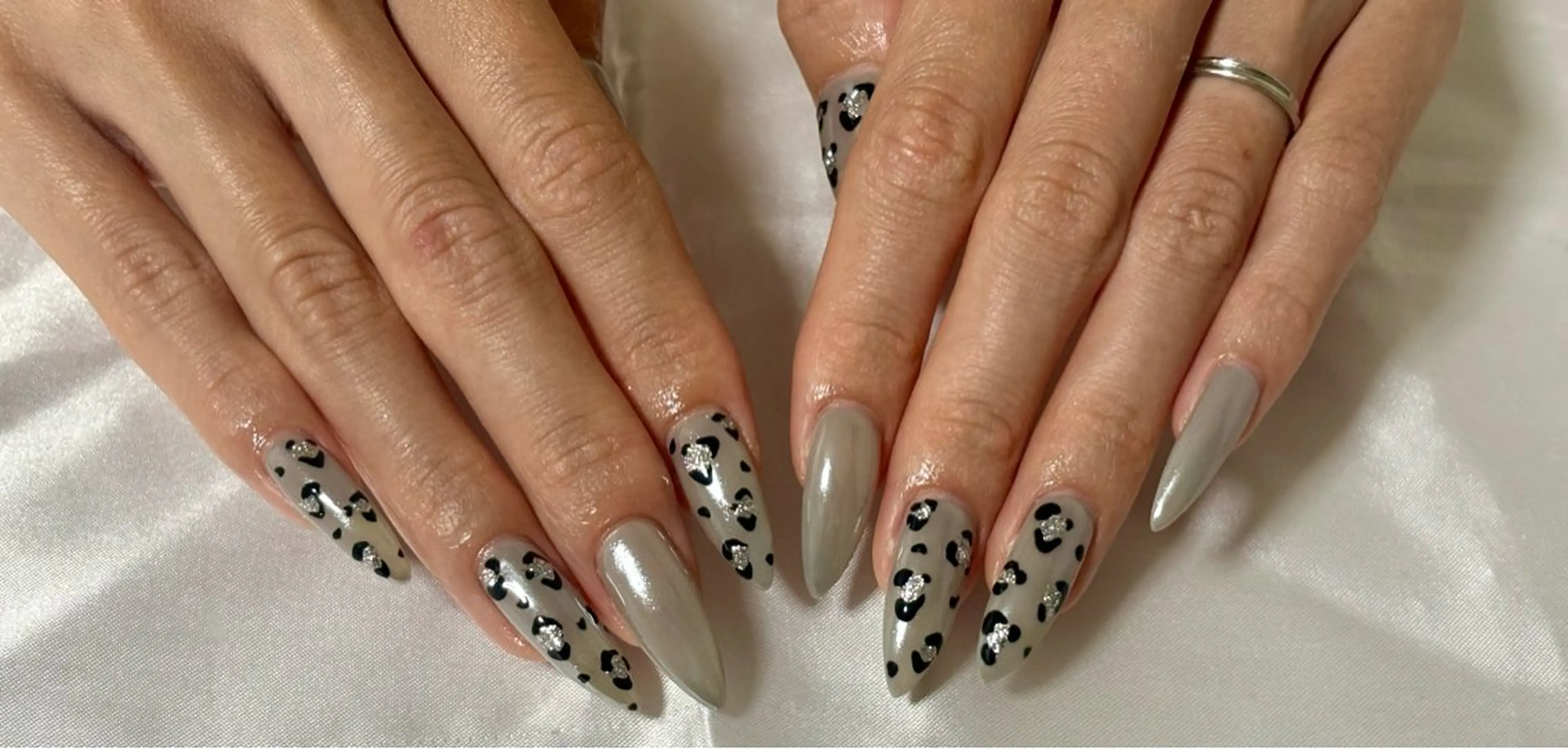 ネイル クリアネイル ロングネイル ミラーネイル nail salon geeのネイルデザイン