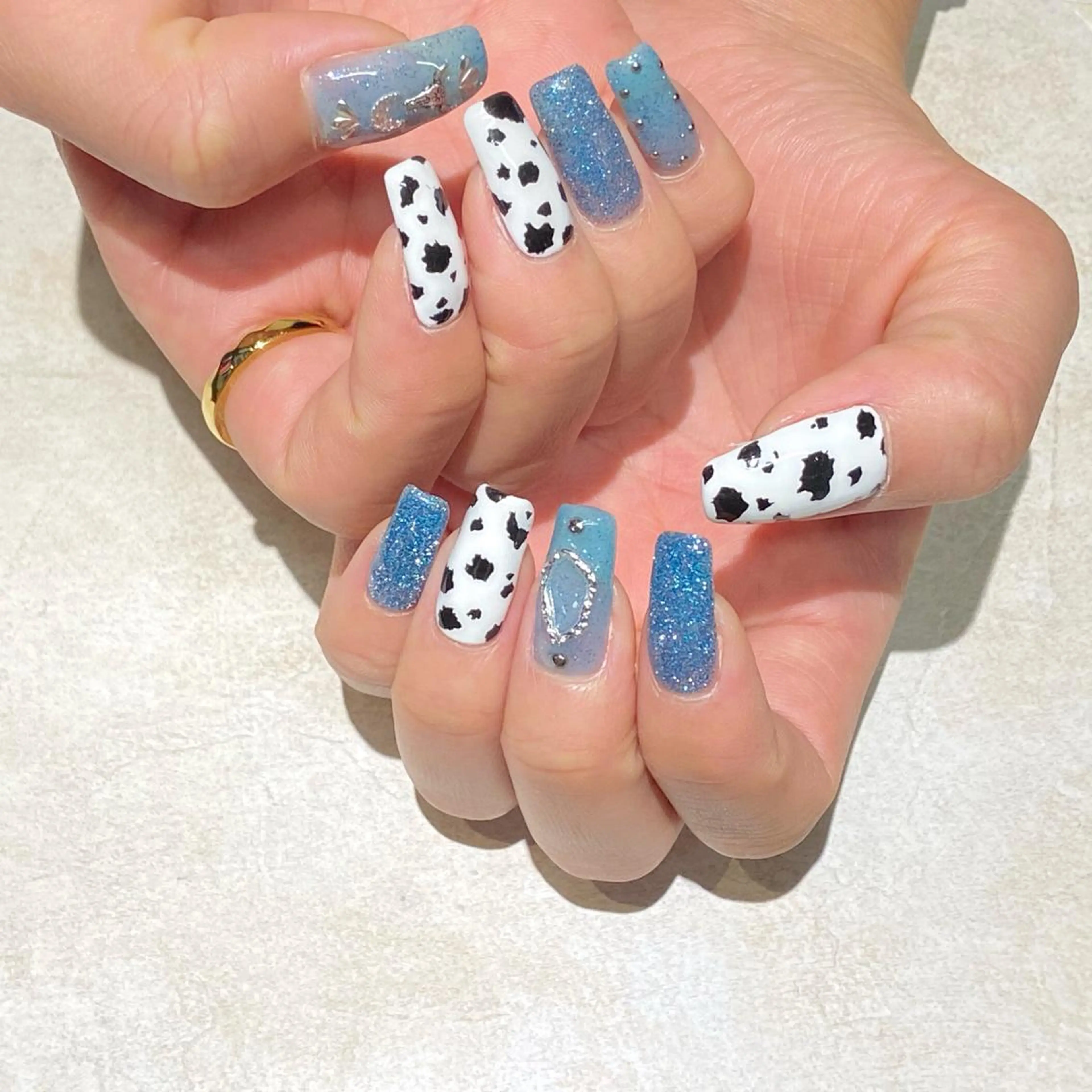 ネイル RounGe Nail&Eyelash所属・葛西 佑香のネイルデザイン