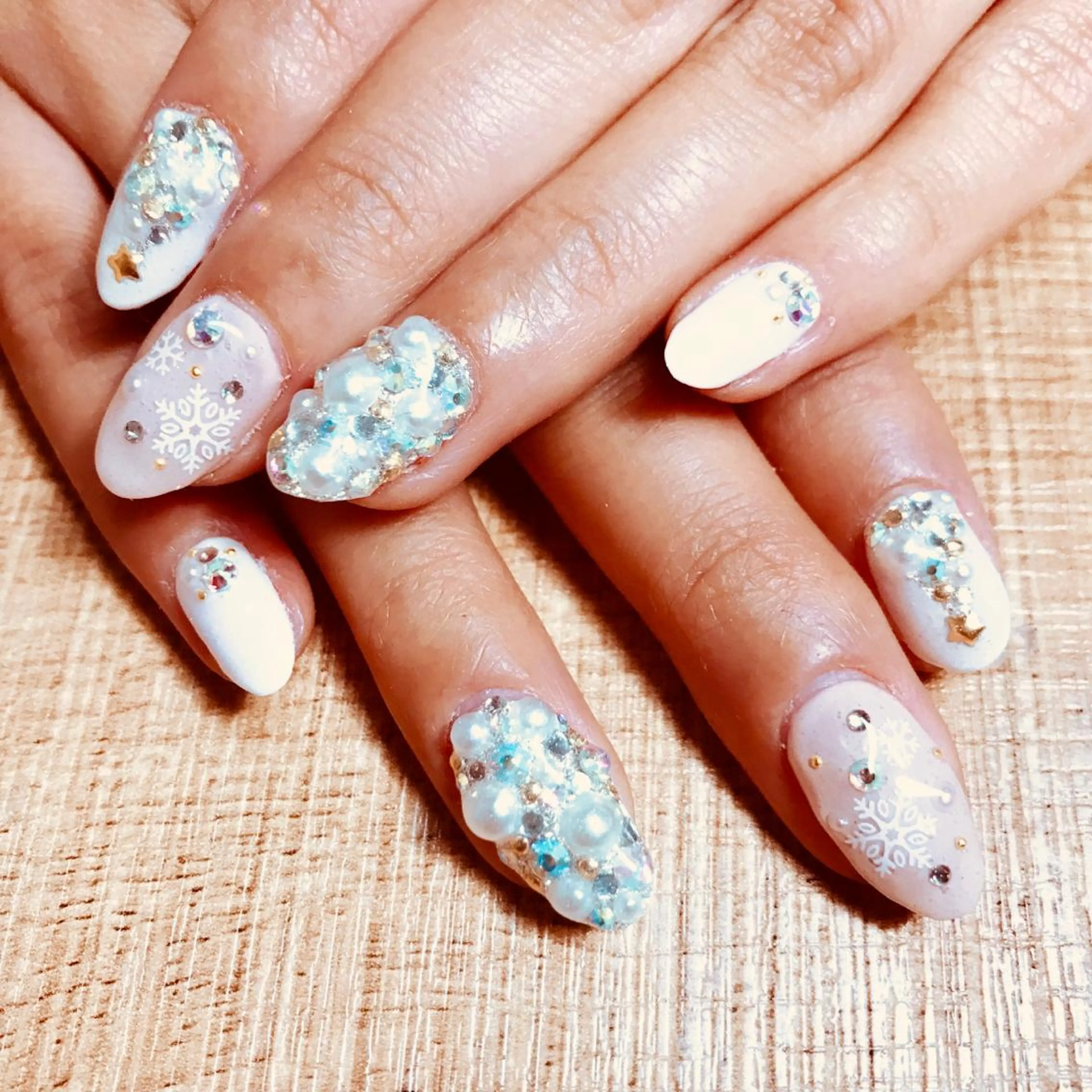 ネイル 安藤 Charlotteのネイルデザイン