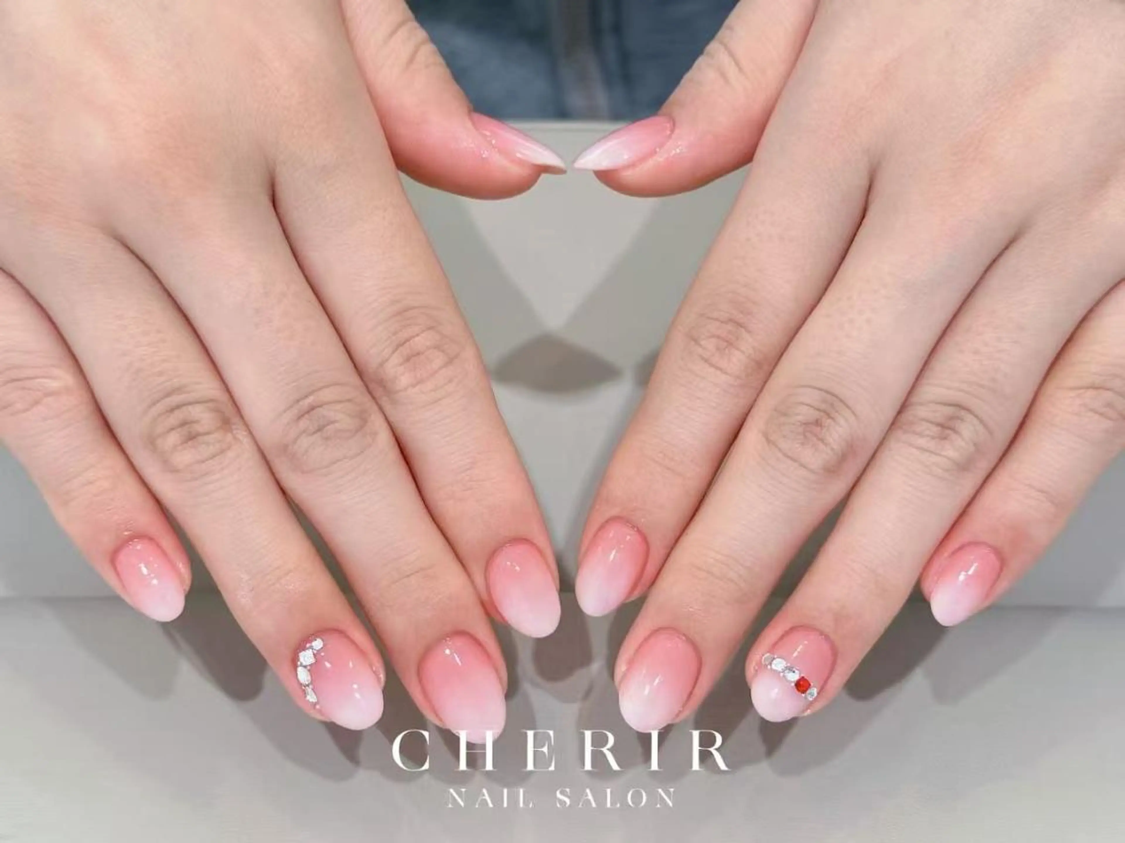 ネイル ハンドネイル CHERIR NAILSALONのネイルデザイン