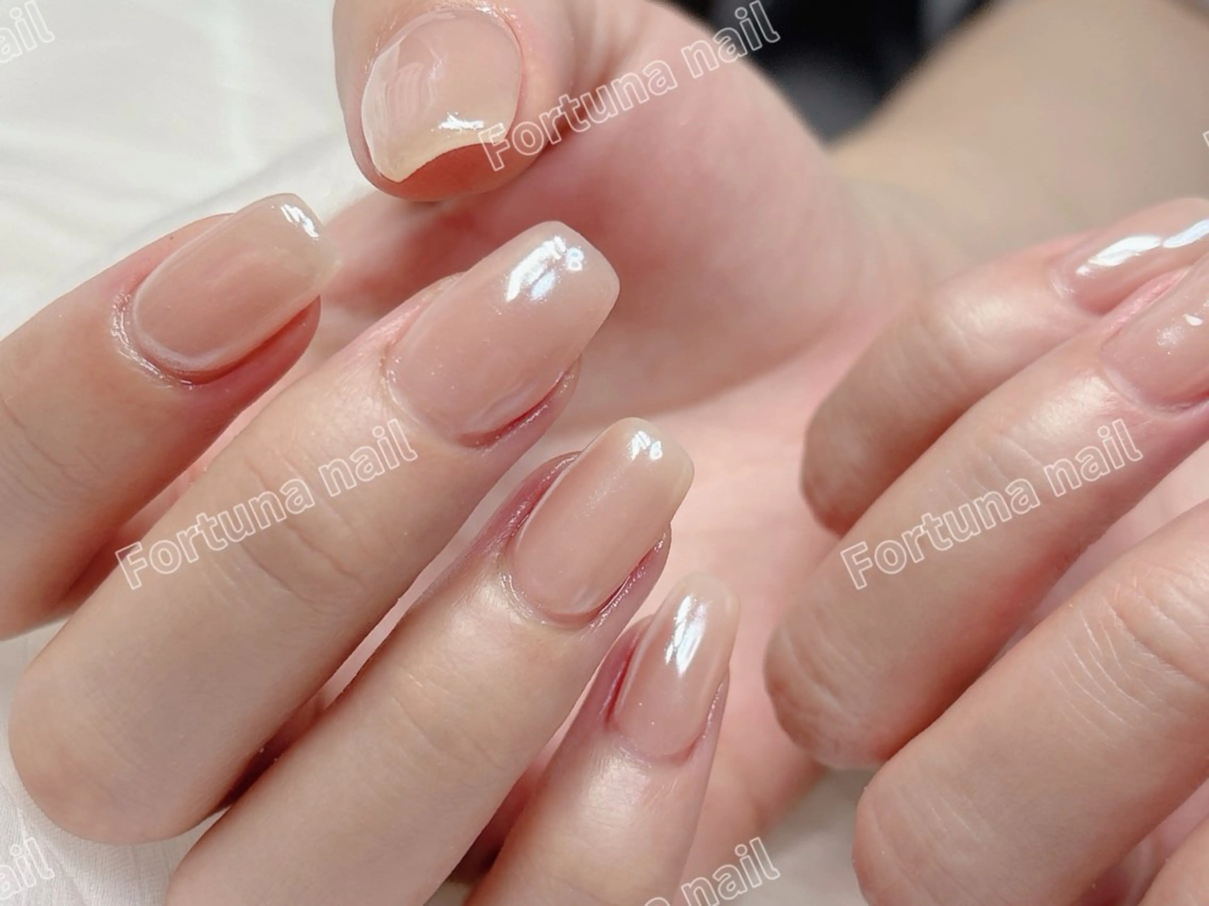 ネイル ハンドネイル ハンドケア Nail •Head スパFortunaのネイルデザイン