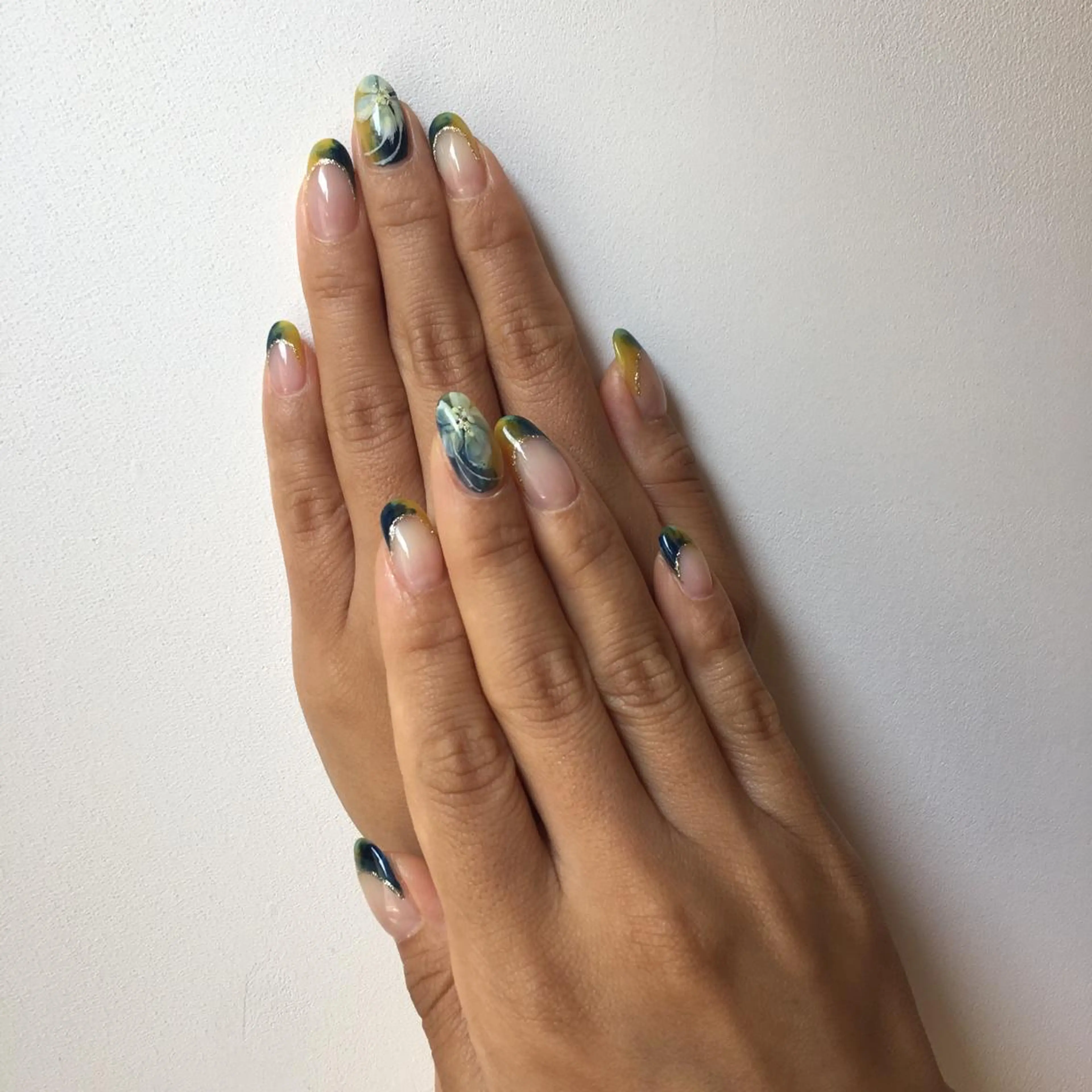 ネイル 小顔美人専門サロン LUCYのエステ・リラクイメージ