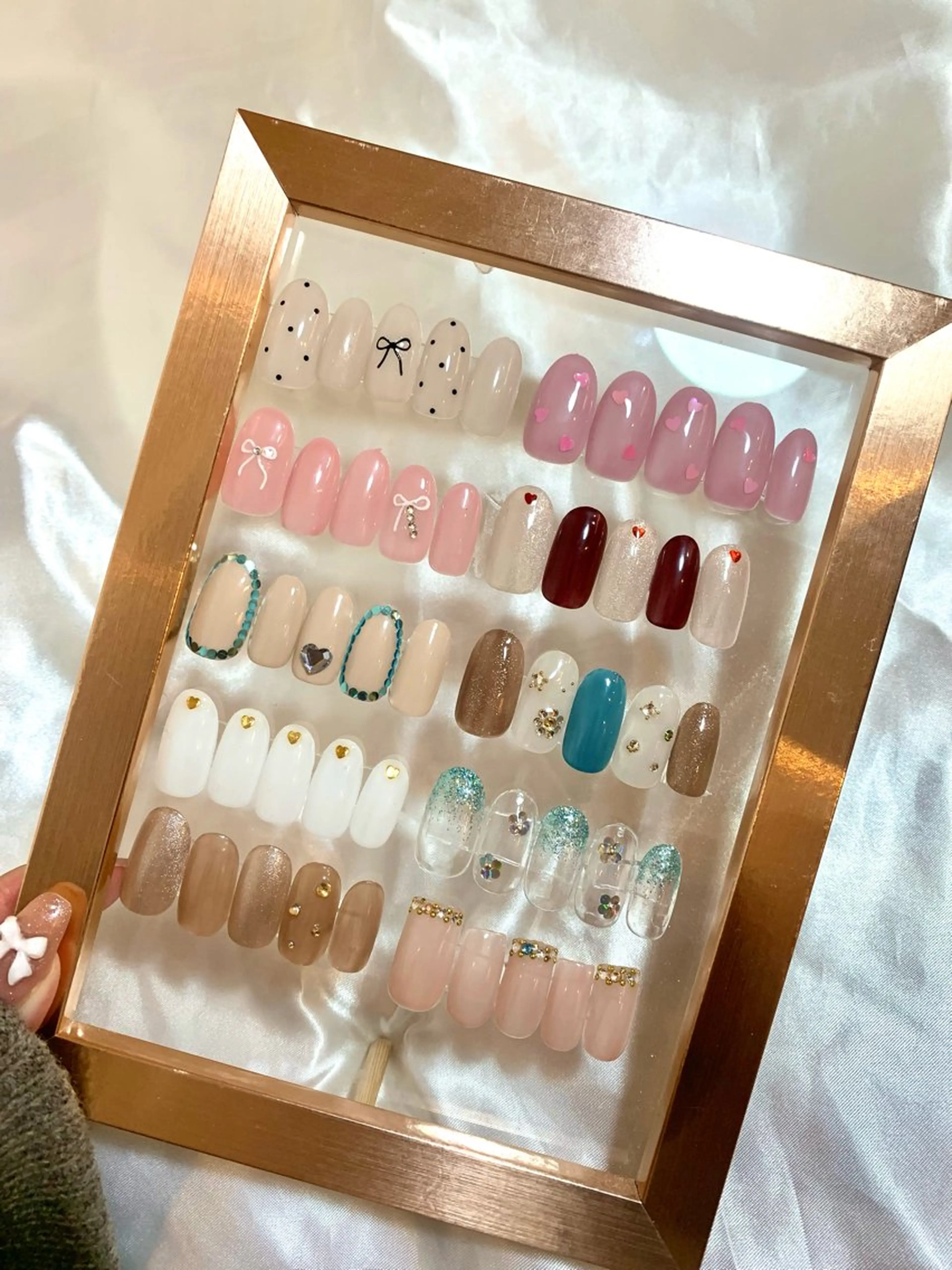 ネイル each Hibikiのネイルデザイン