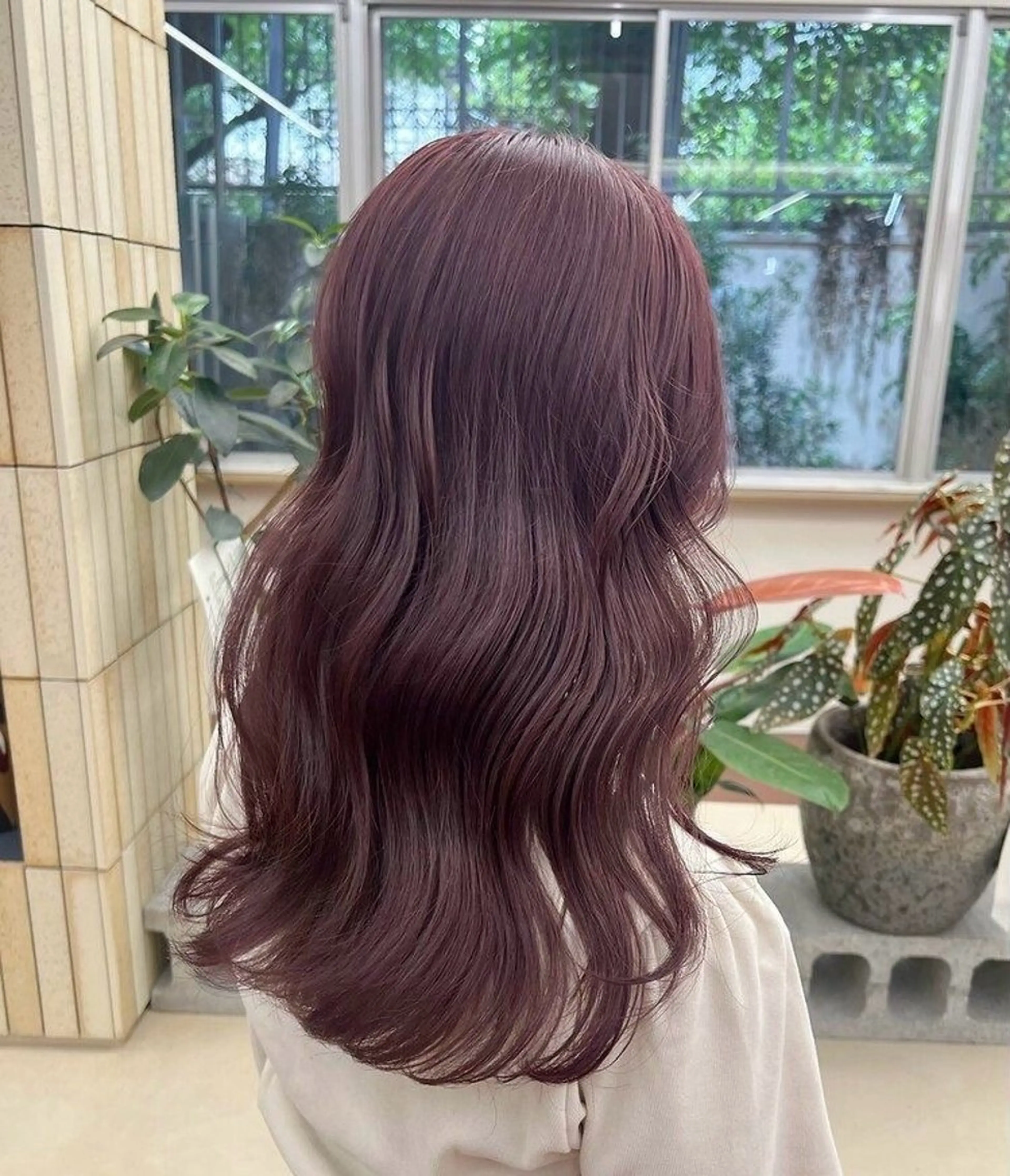 カラー PEAR+L/ ハイトーン/山本俊のヘアスタイル