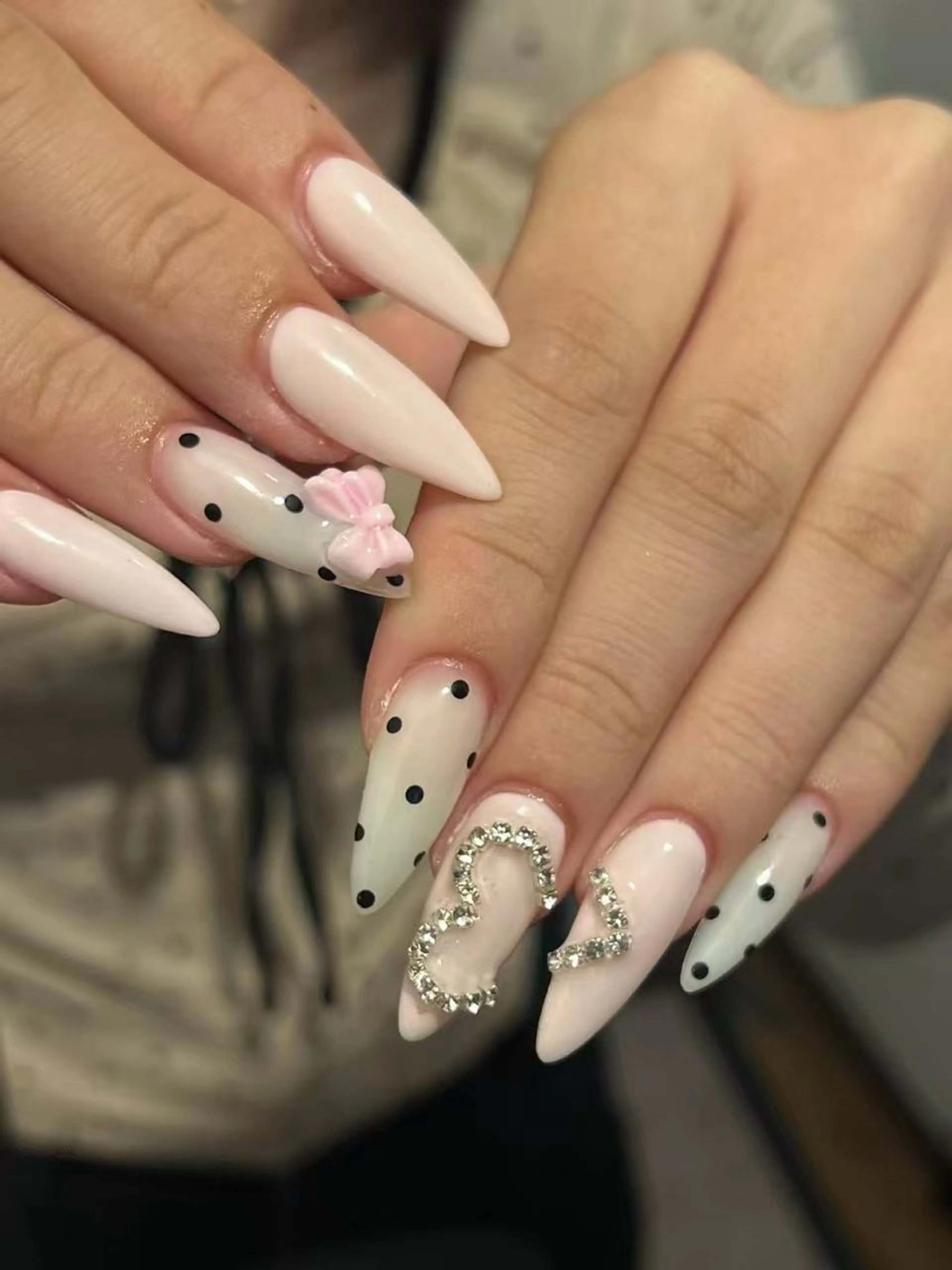 ネイル ハンドネイル Luna Gladeのネイルデザイン