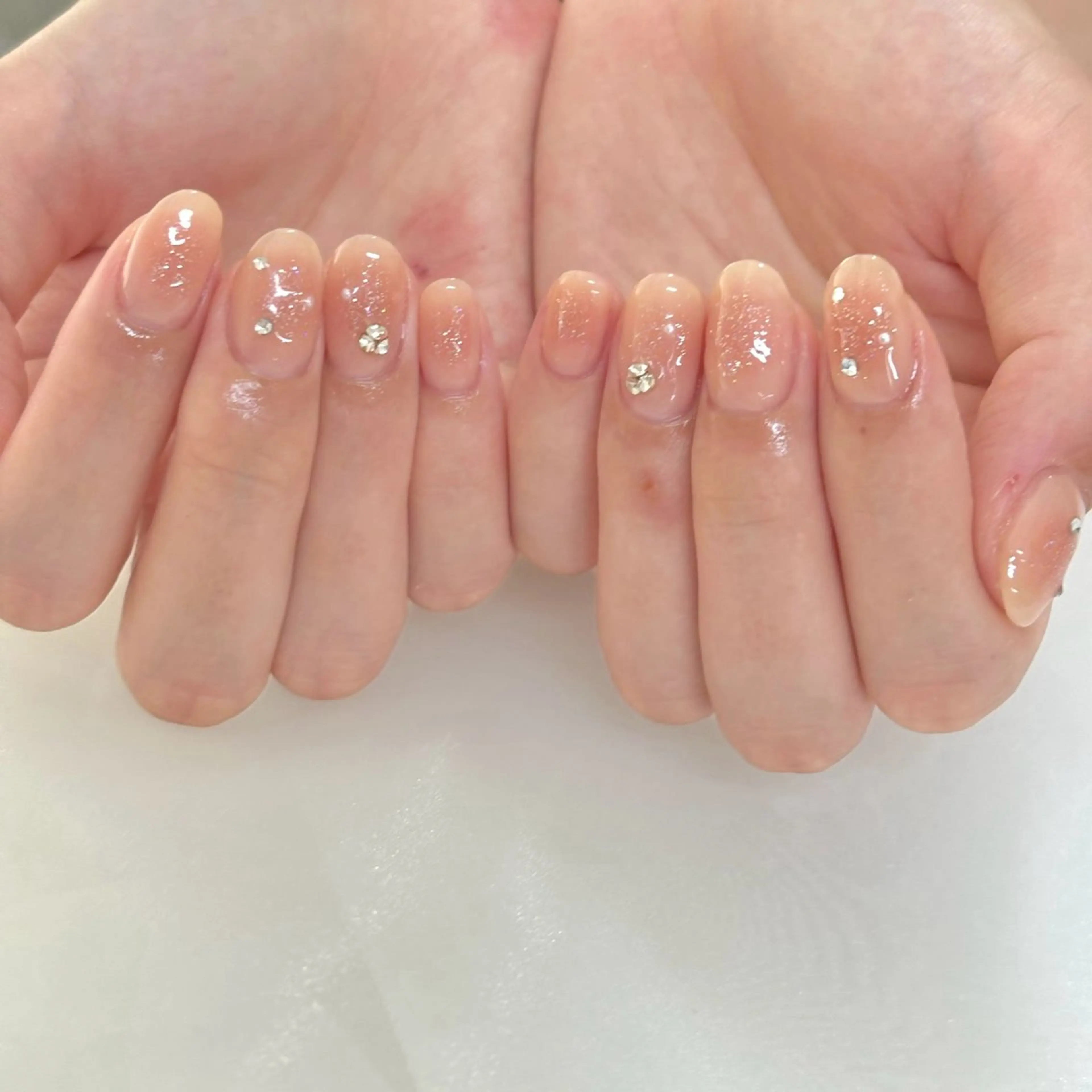 ネイル チークネイル ラメ(グリッター) moelie .のネイルデザイン