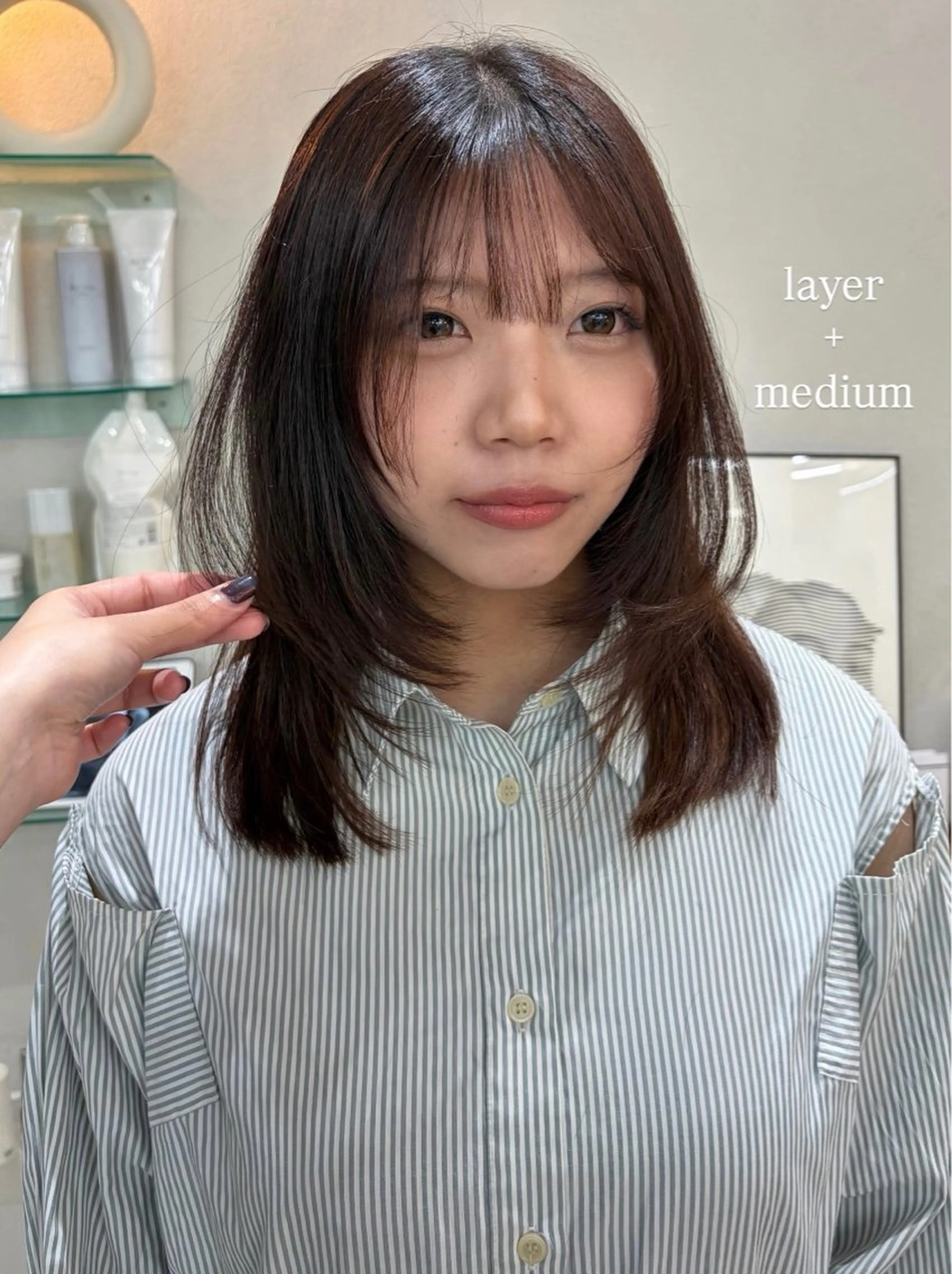 ミディアム カット 櫻木李紗/暖色カラー 透明感カラーのヘアスタイル