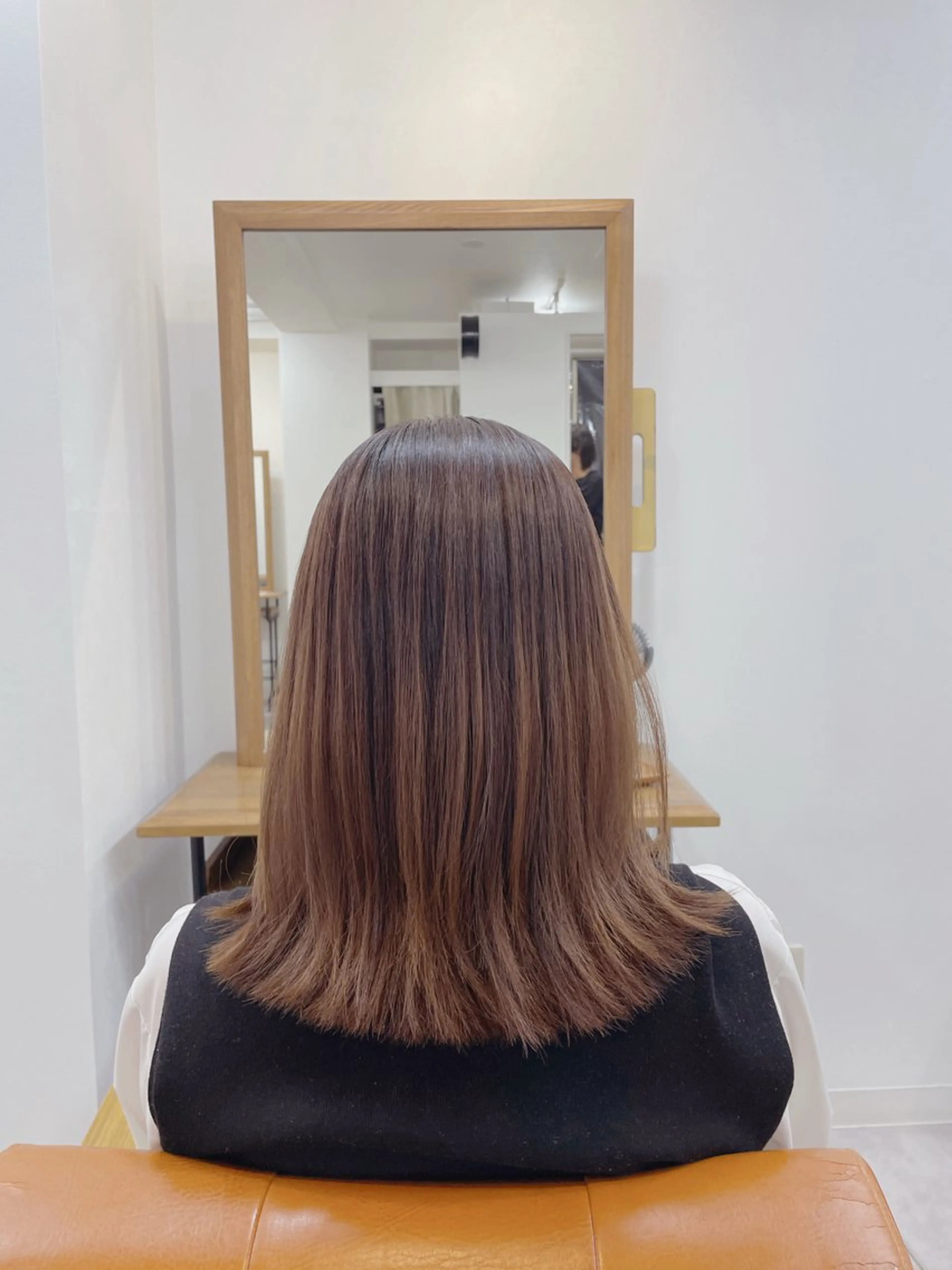 ミディアム lore 中村かれんのヘアスタイル