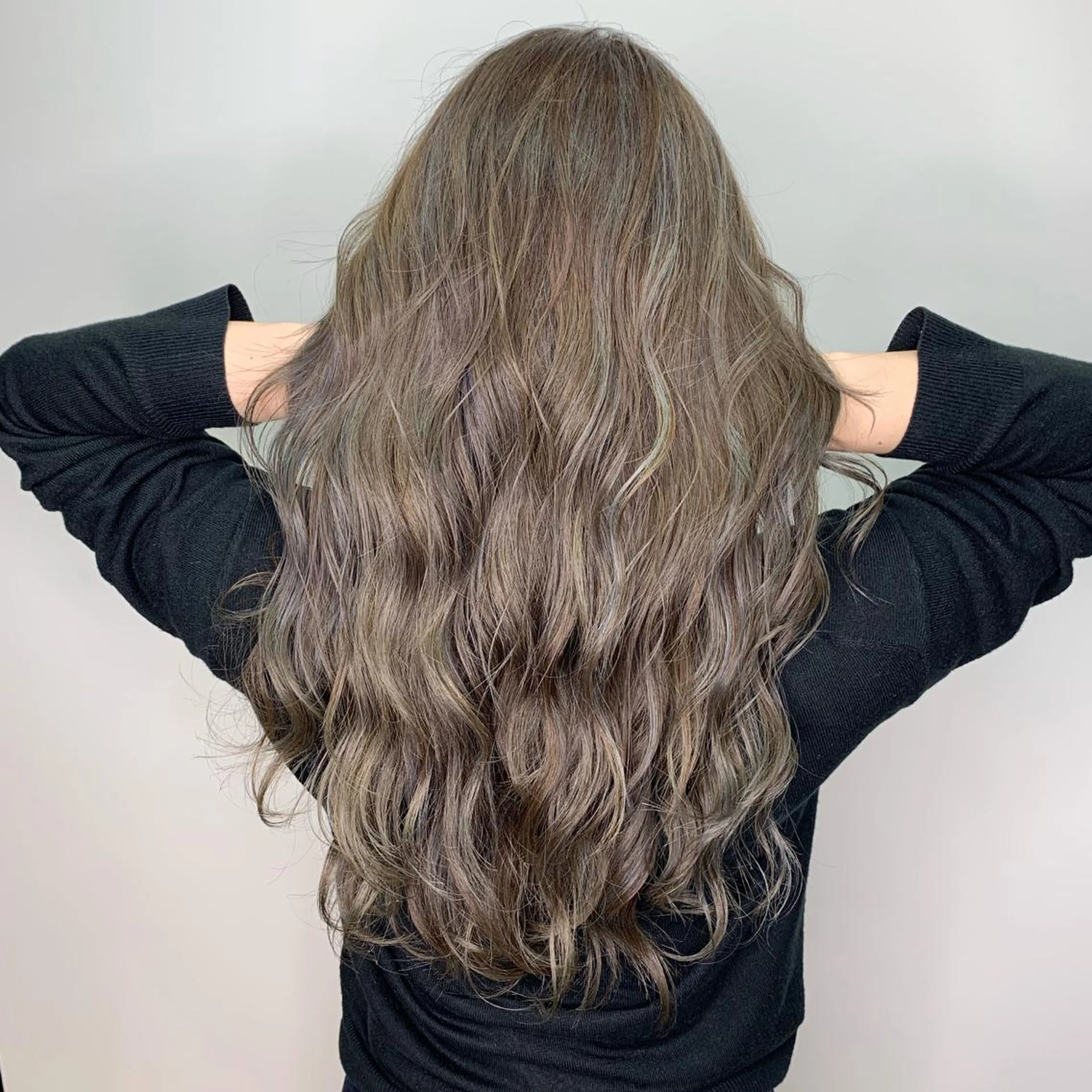 ロング カラー 𖧷 ⁺. 大人ヘア Yui 𓂃𓈒𓏸のヘアスタイル