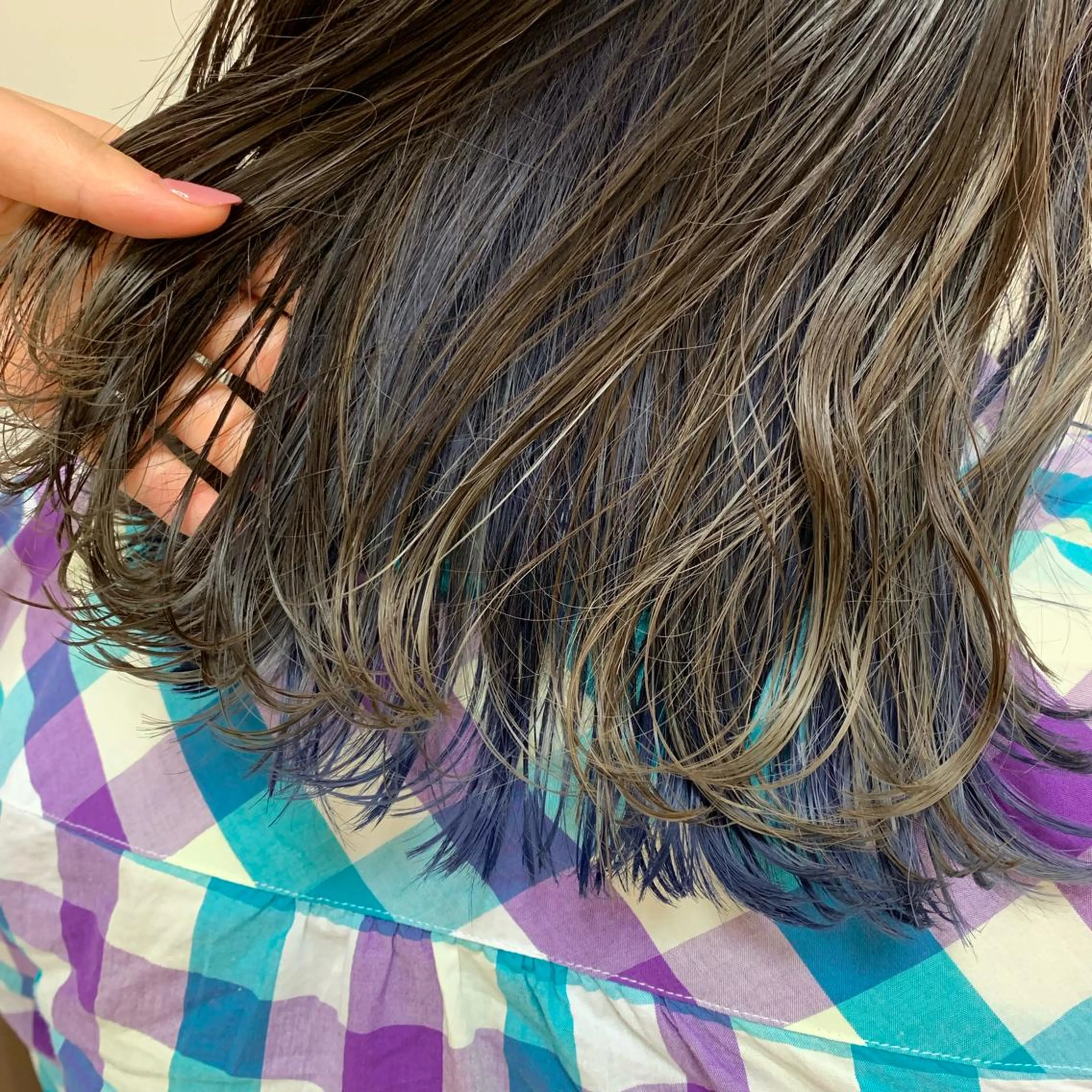 セミロング カラー ヘアアレンジ ヘアカラー トリートメント 【Sweep】おじま のぞみのヘアスタイル