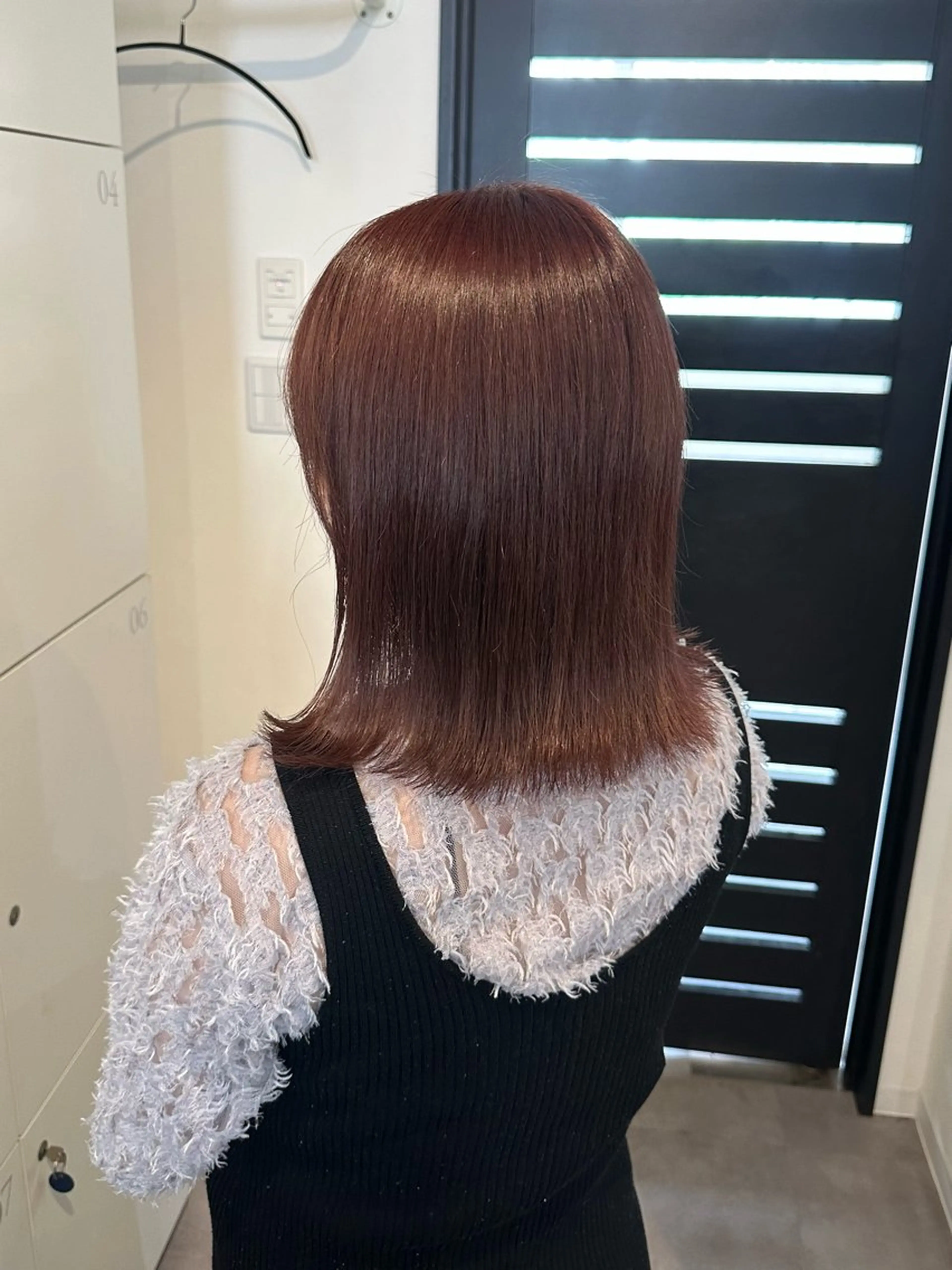 ミディアム カラー カット ヘアカラー ﾚｲﾔｰ/ﾊｲﾄｰﾝ WAKANAのヘアスタイル