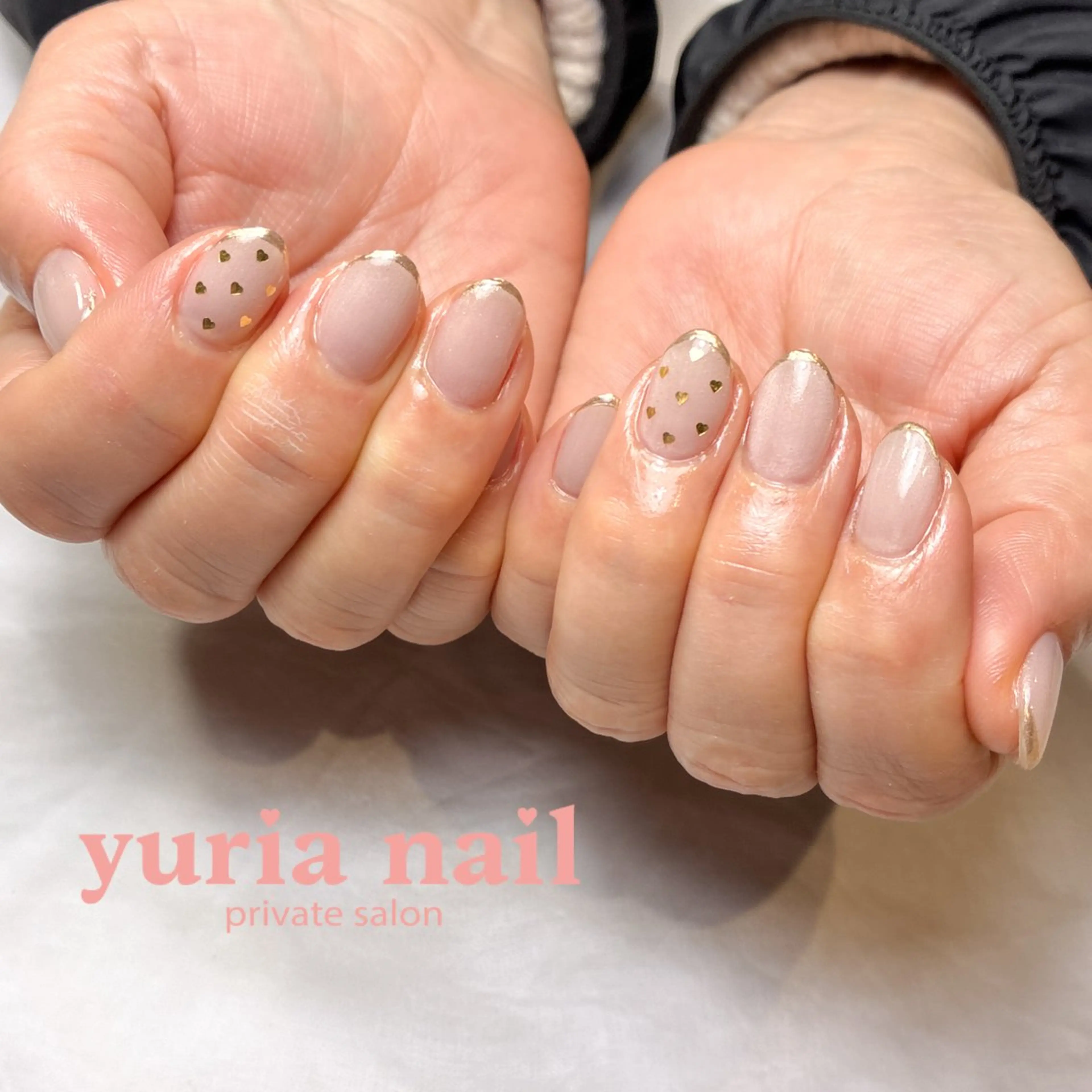 ネイル アートネイル ドット ジェルネイル ゴールド ハート ハンドネイル 小林 ゆりあのネイルデザイン