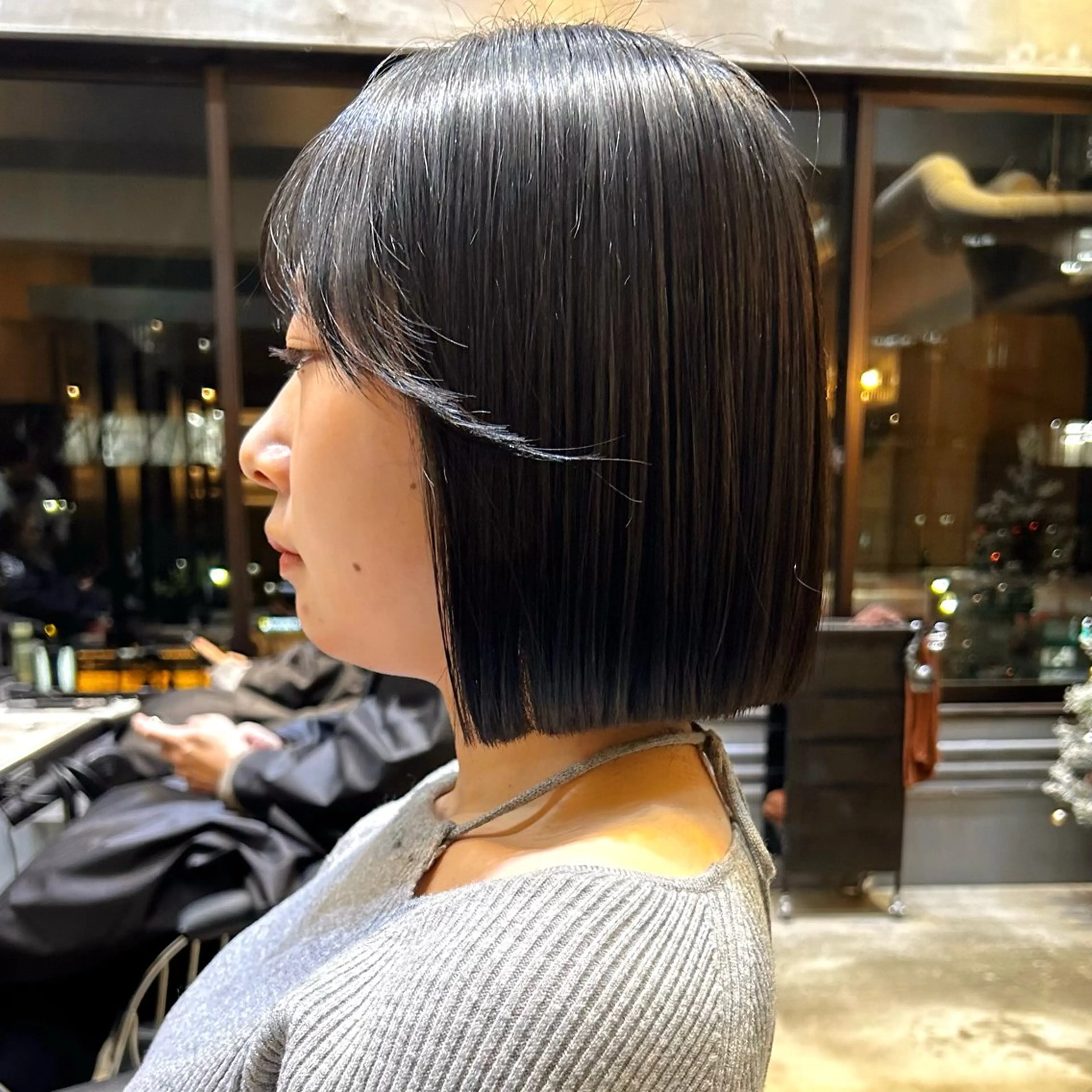 ショート 似合わせレイヤー・ボ ブ タナカ レイヤのヘアスタイル