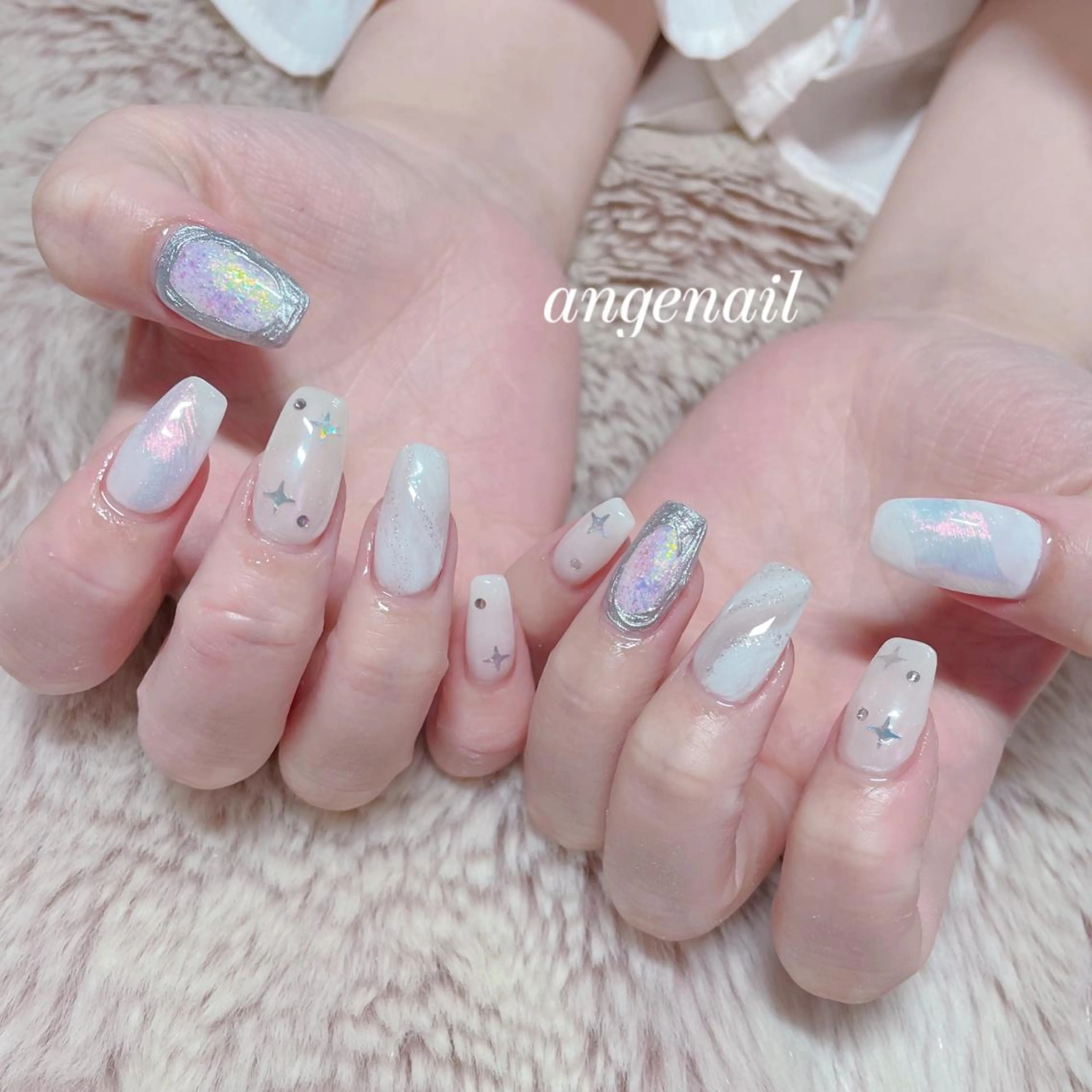 ネイル ハンドネイル オーナーネイリスト MAKIのネイルデザイン