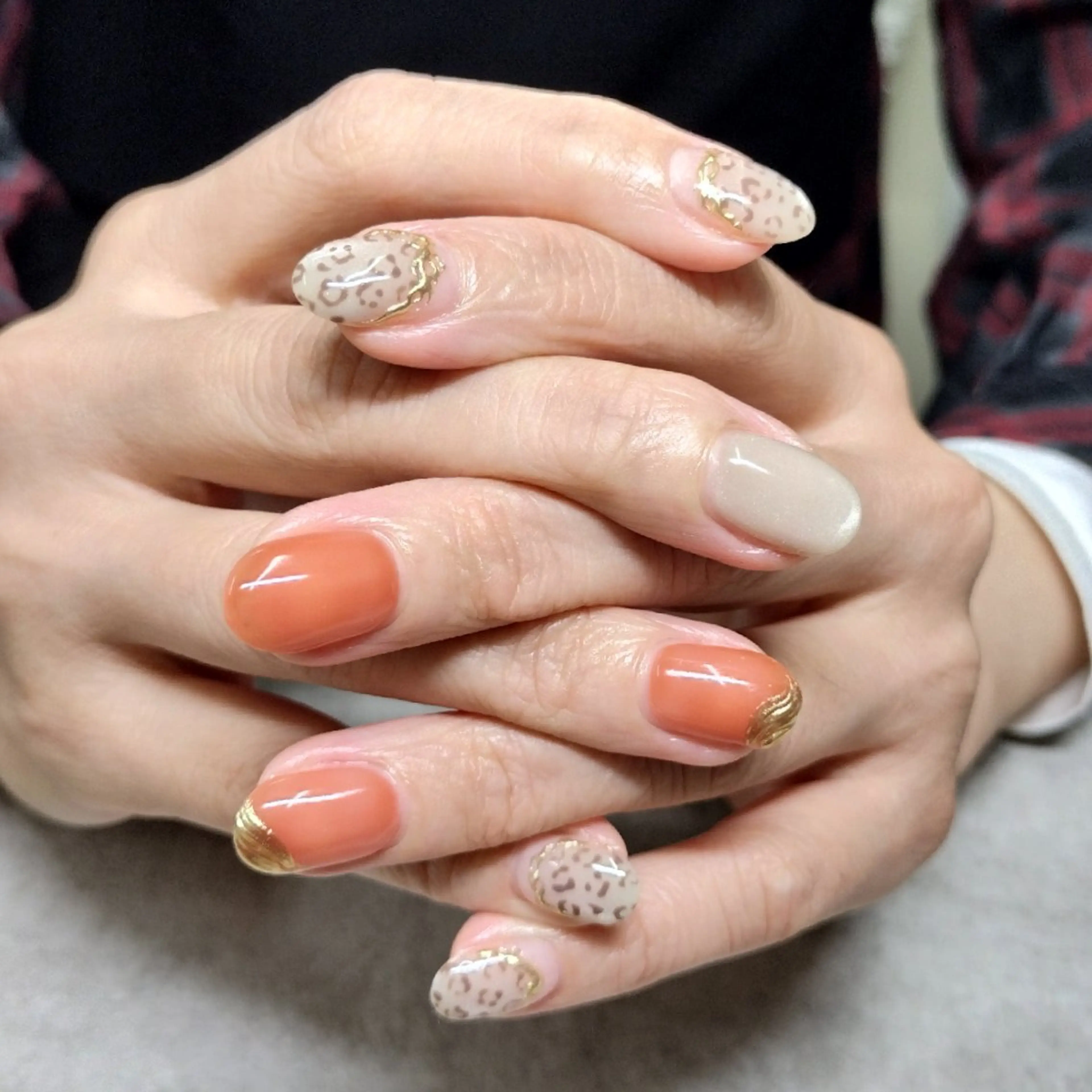 ネイル アニマル柄 マグネットネイル ミラーネイル ハンドネイル She by M. Ryoukaのネイルデザイン