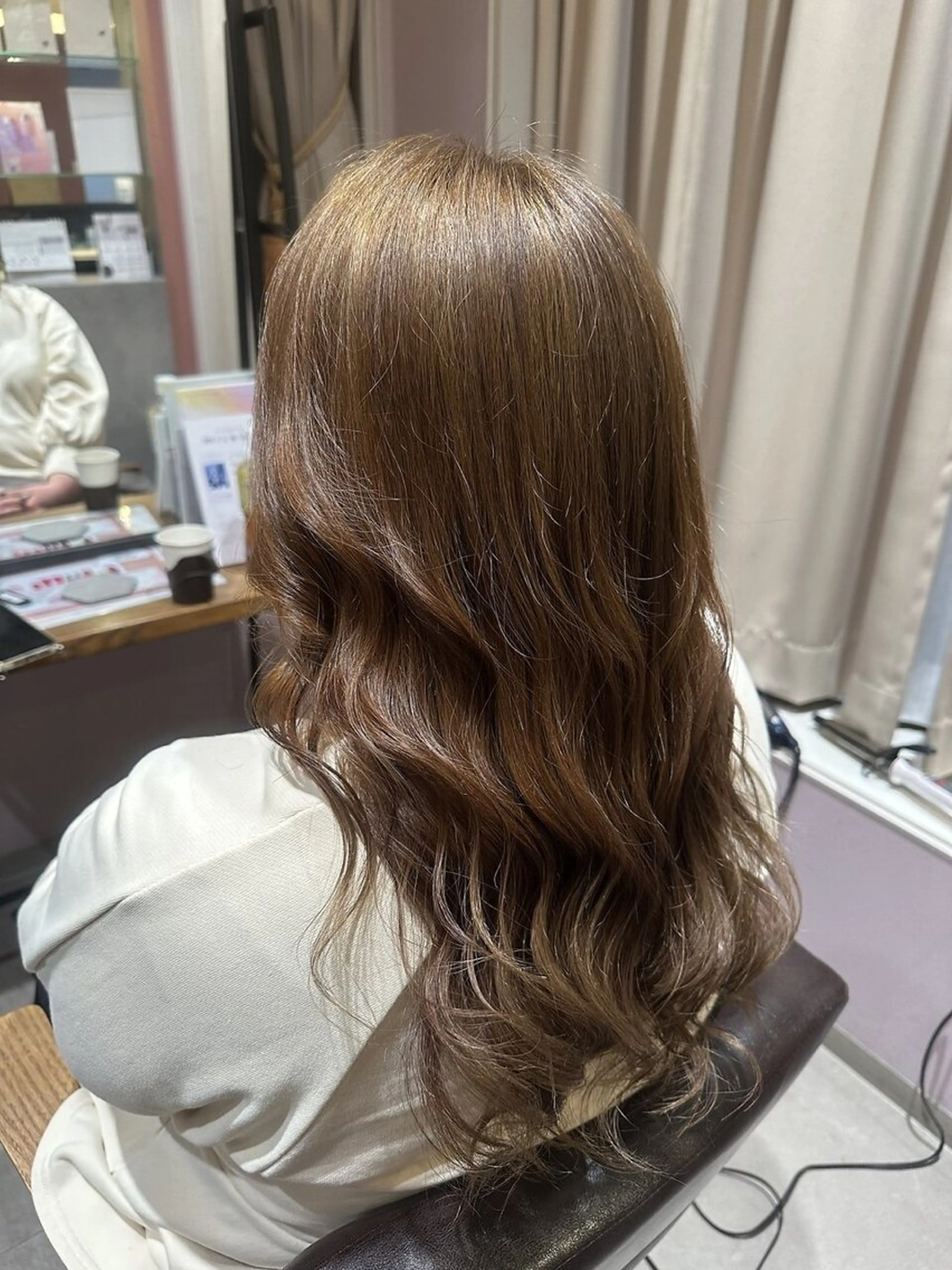 カラー 西原 愛紗のヘアスタイル