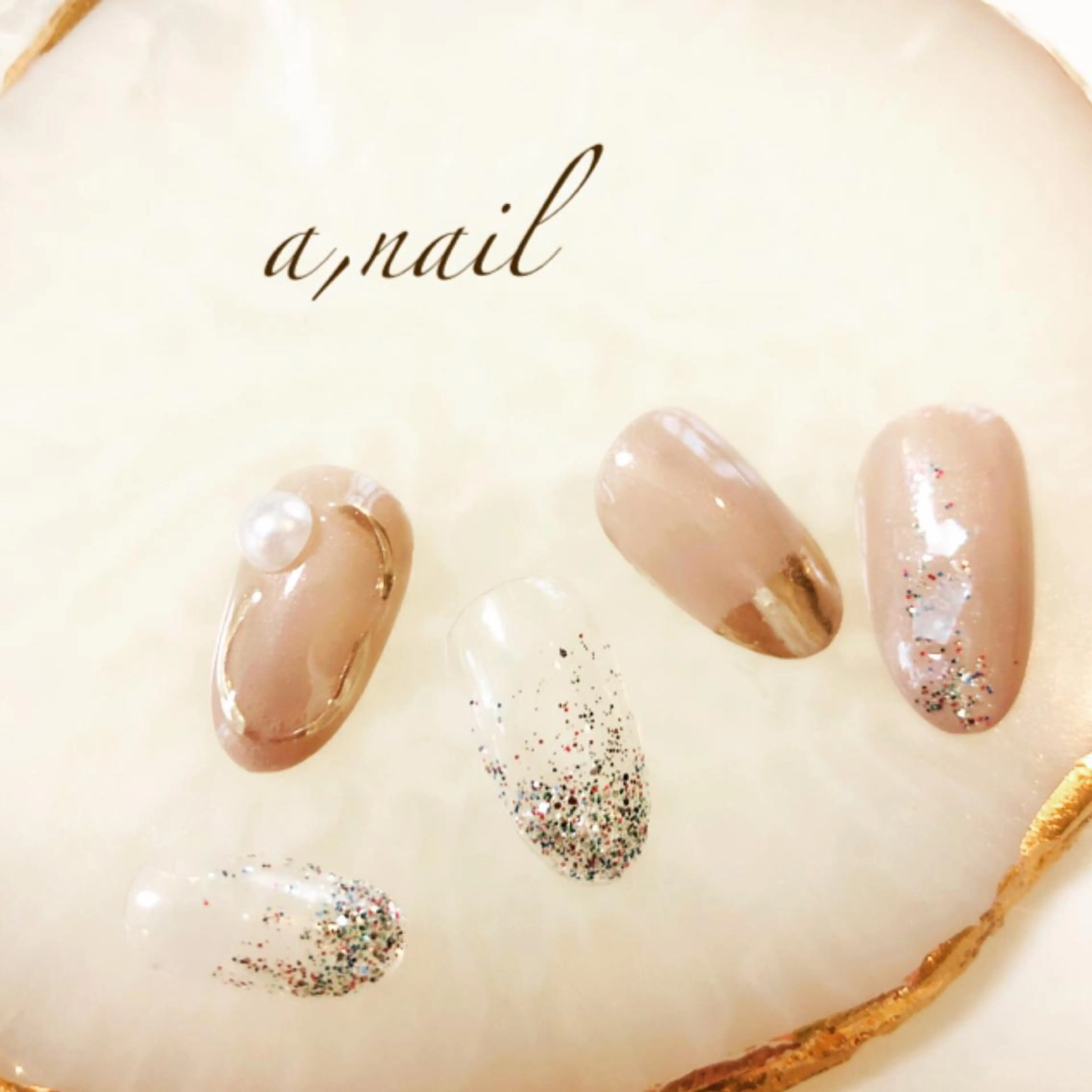 ネイル フットネイル フレンチネイル ラメ(グリッター) ミラーネイル ニュアンスネイル ハンドネイル ネイルサロン エーネイルのネイルデザイン