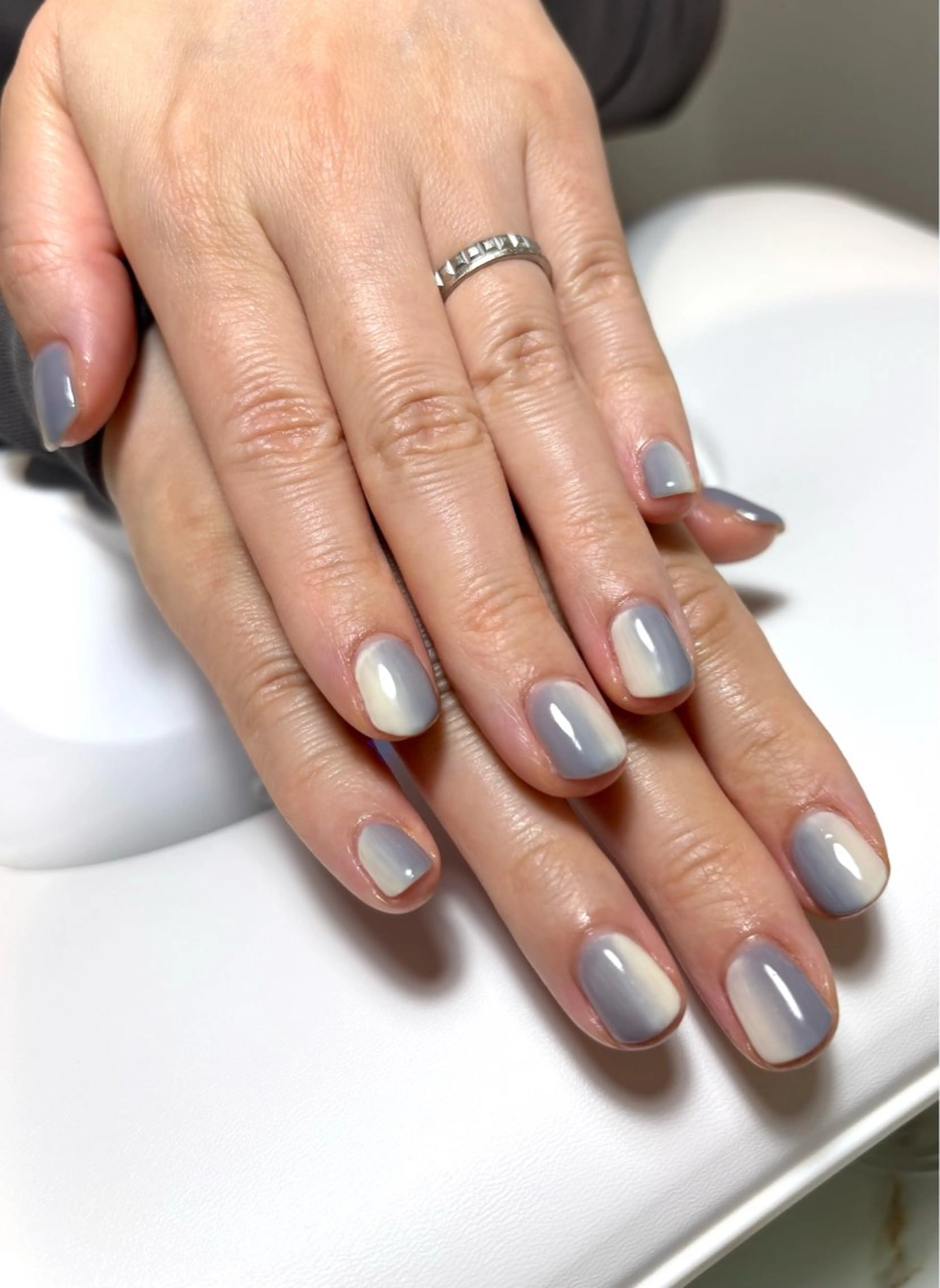 ネイル グラデーション 市川 沙希子のネイルデザイン