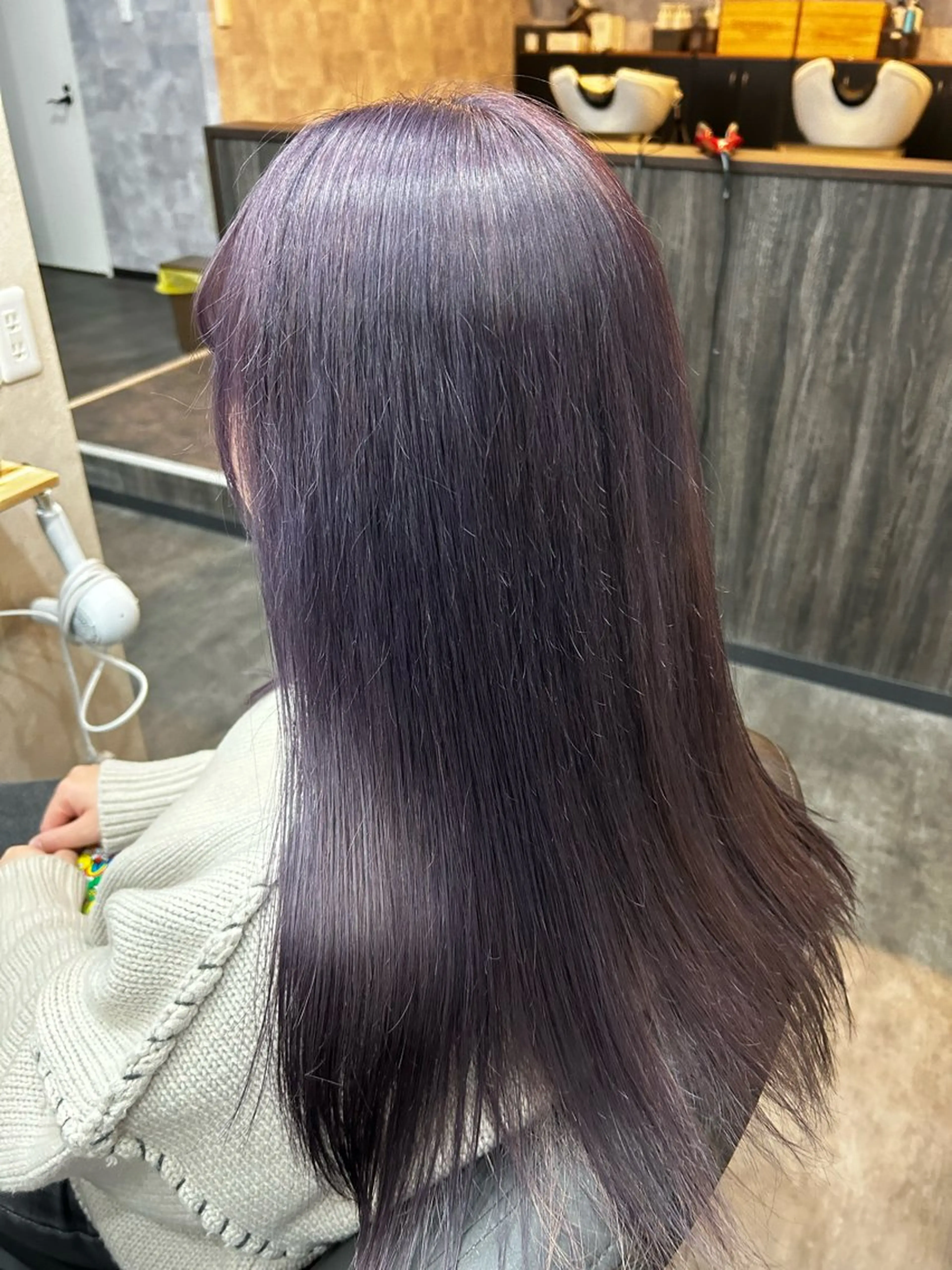 ロング カラー ラベンダーカラー カット ヘアカラー トリートメント Seaツイスト/ ユウガのヘアスタイル