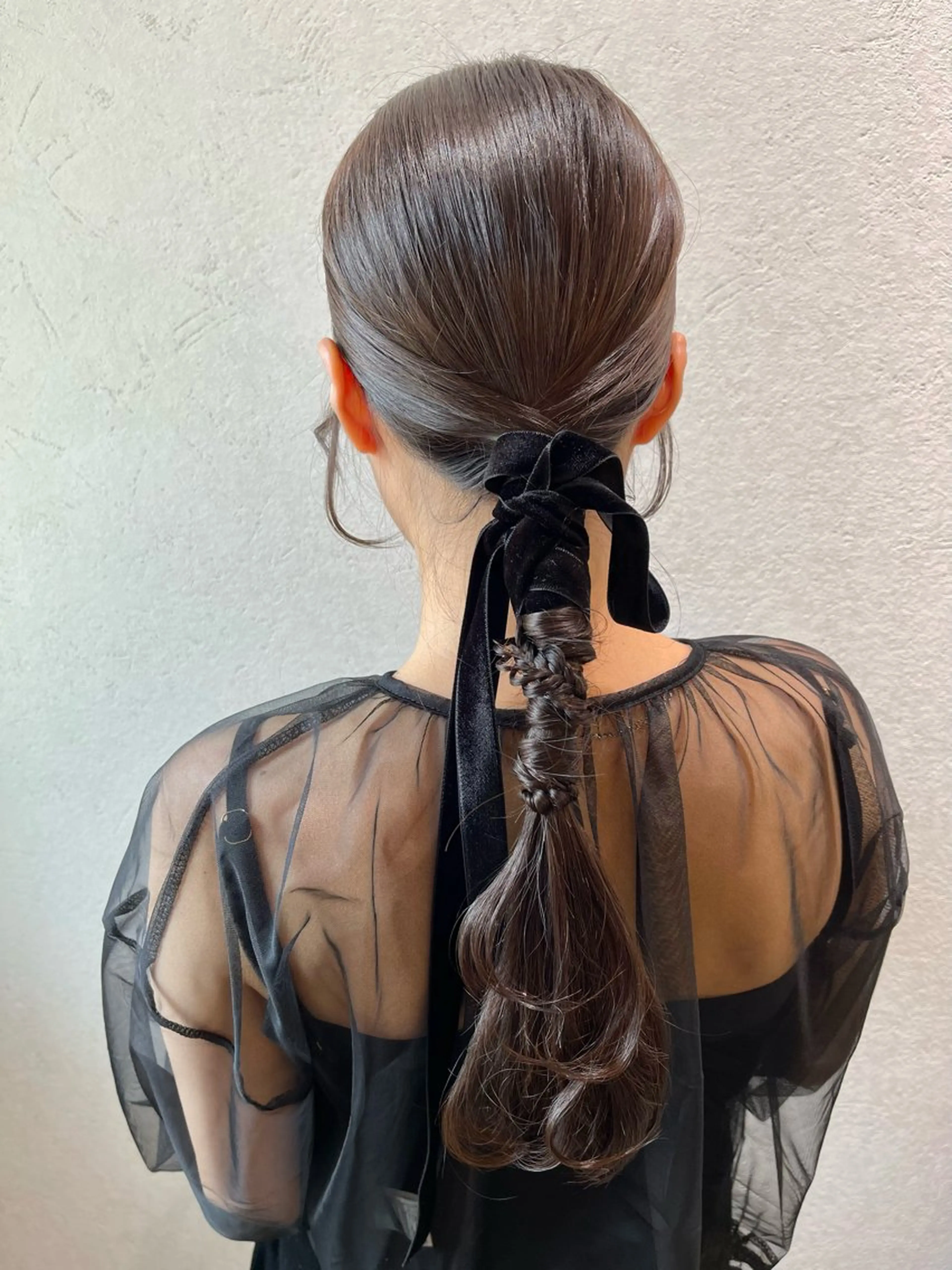 ヘアアレンジ ポニーテール 結婚式・ブライダル 卒業式のヘアスタイル ヘアセット charm《銀座》 ヘアセット/縮毛矯正のヘアスタイル