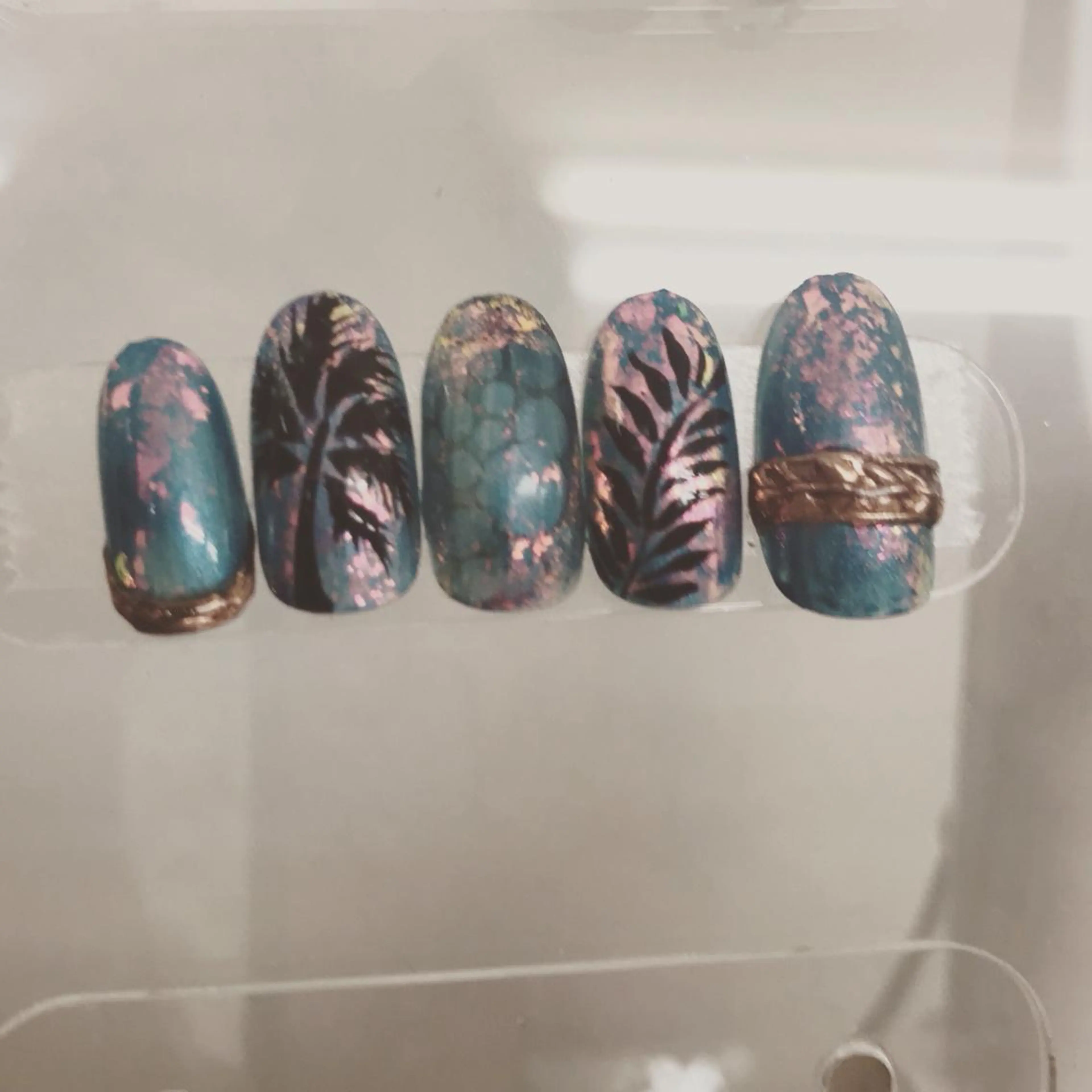 ネイル brilliant s.kのネイルデザイン