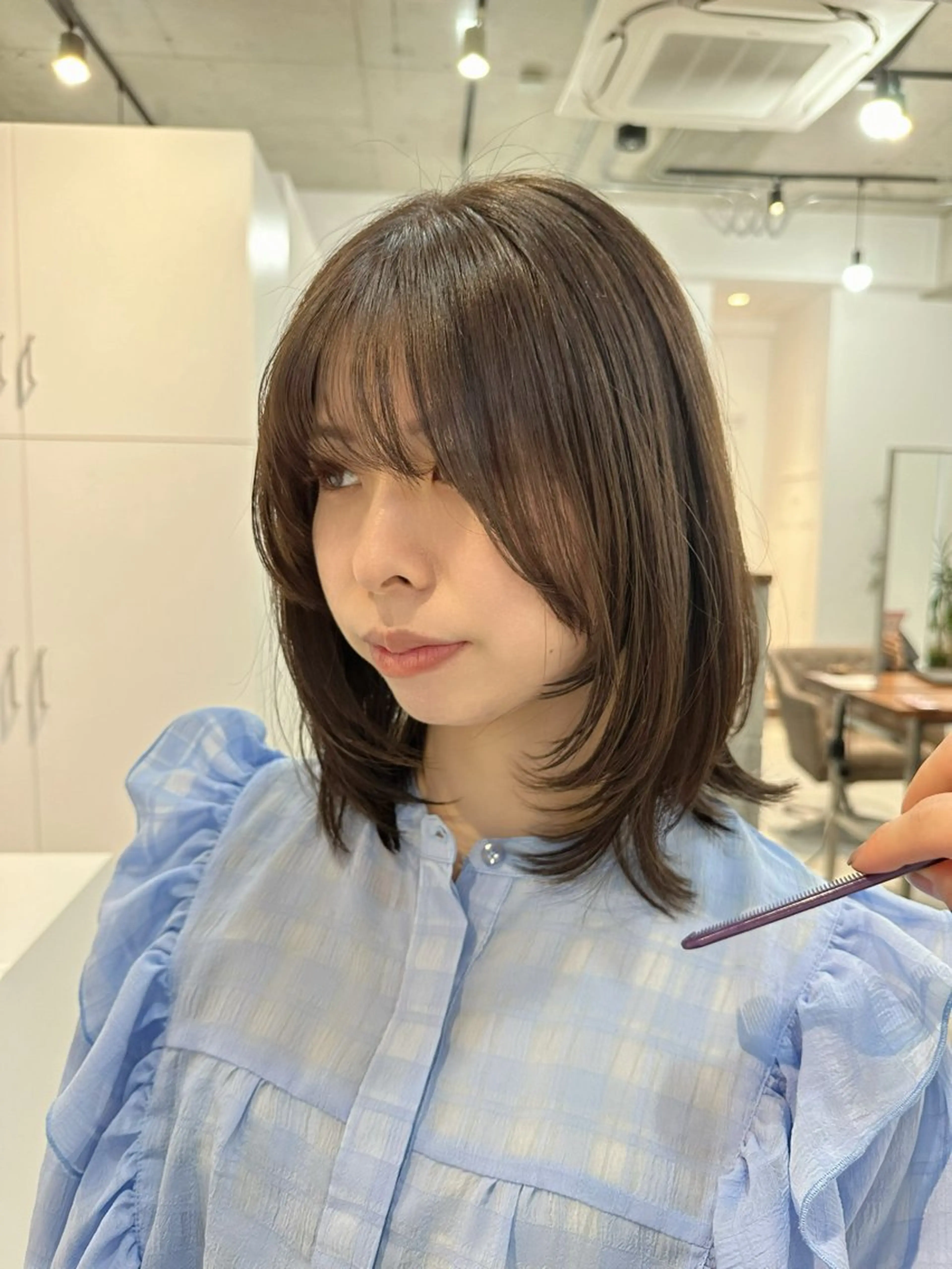 ミディアム 顔まわりレイヤー 顔周りカット レイヤーカット カット ヘアカラー トリートメント カイリ /レイヤーカットのヘアスタイル