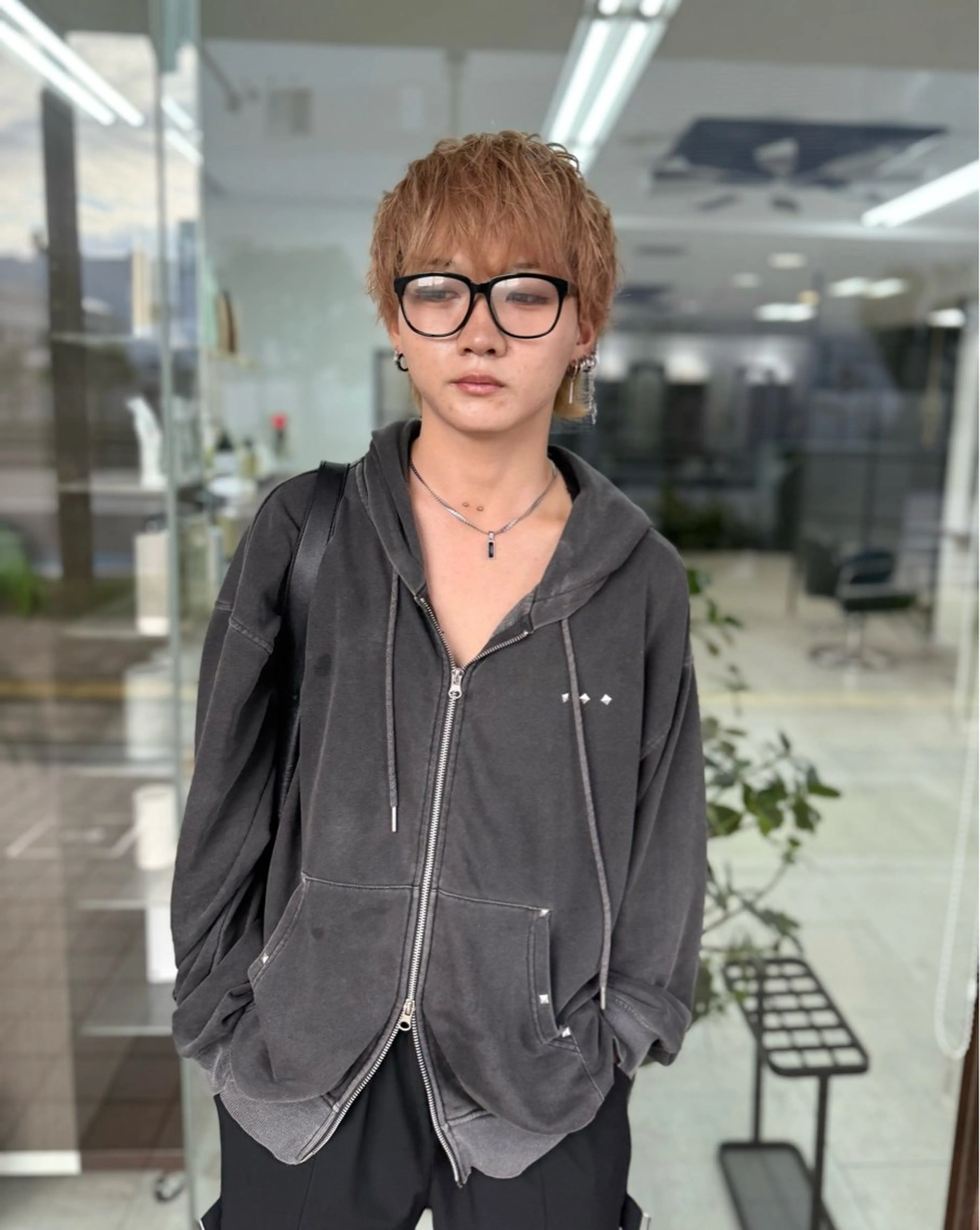 ショート カラー メンズ ベージュカラー ミルクティーベージュ メンズパーマの達人 / タカシマダイスケのヘアスタイル