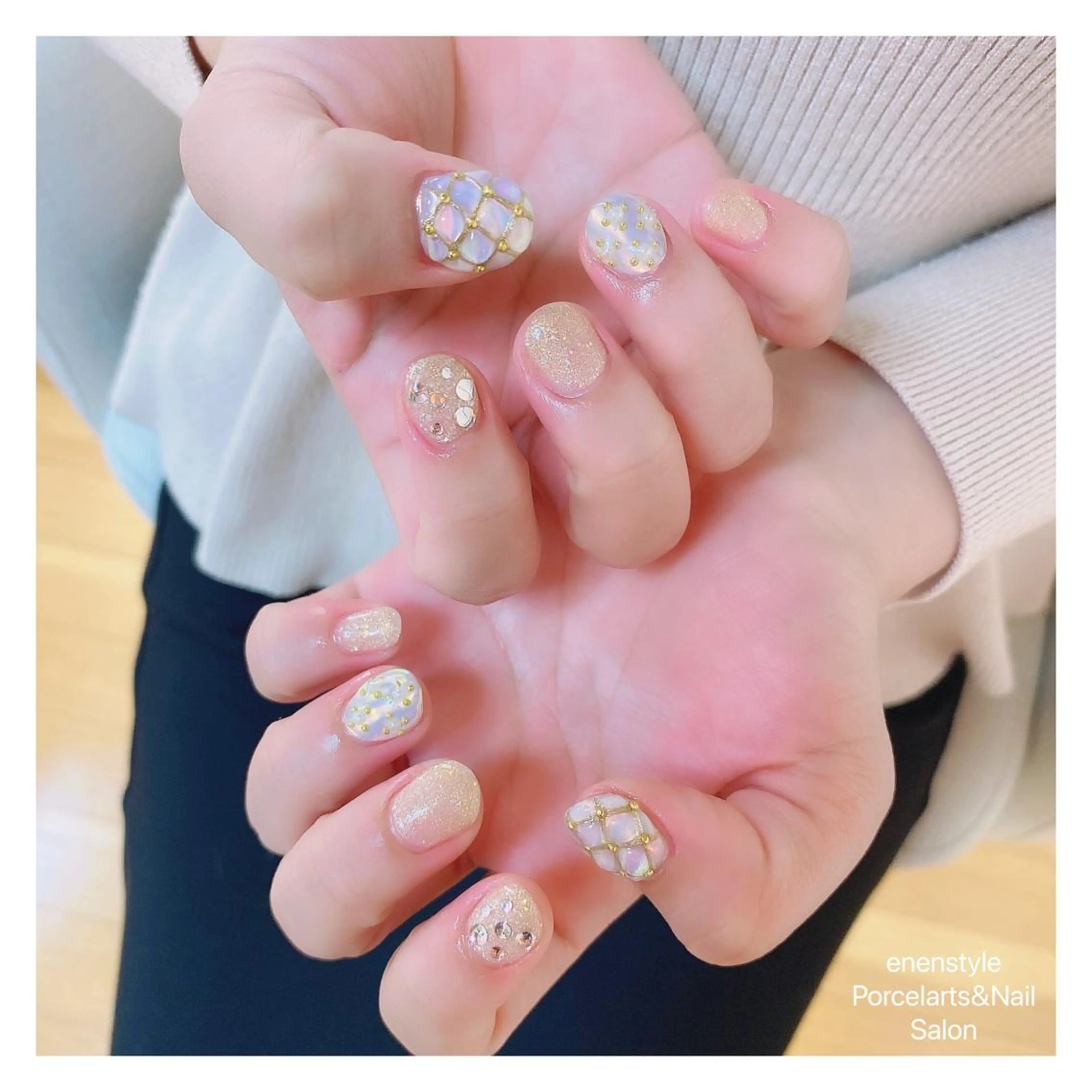 ショート ネイル ハンドネイル 👑enen style👑のネイルデザイン